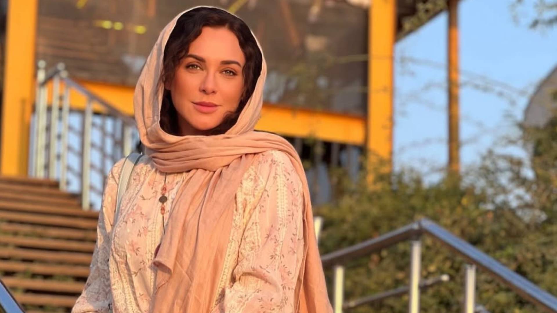 الفنانة السورية سلاف فواخرجي