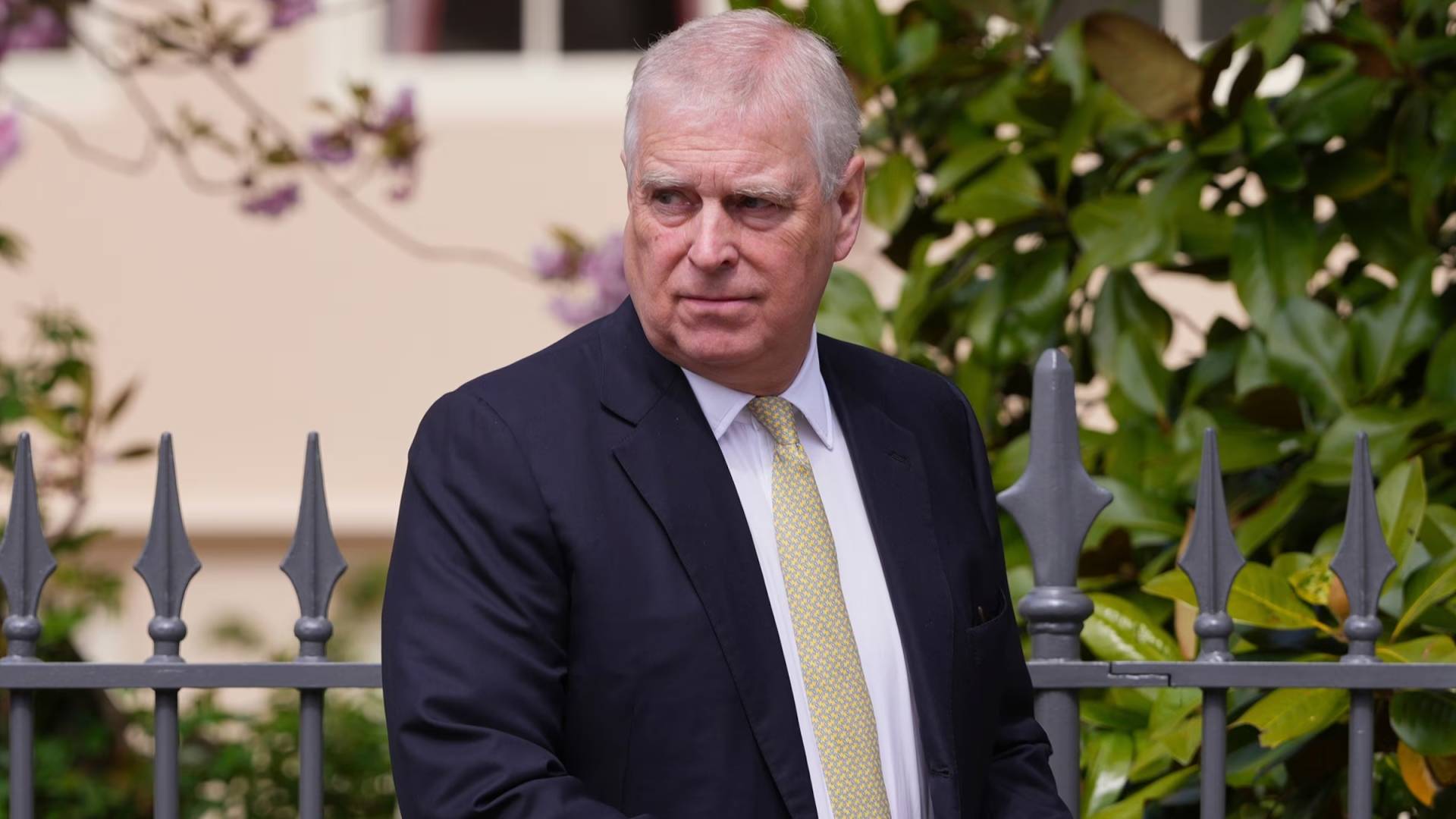 الأمير السابق أندرو