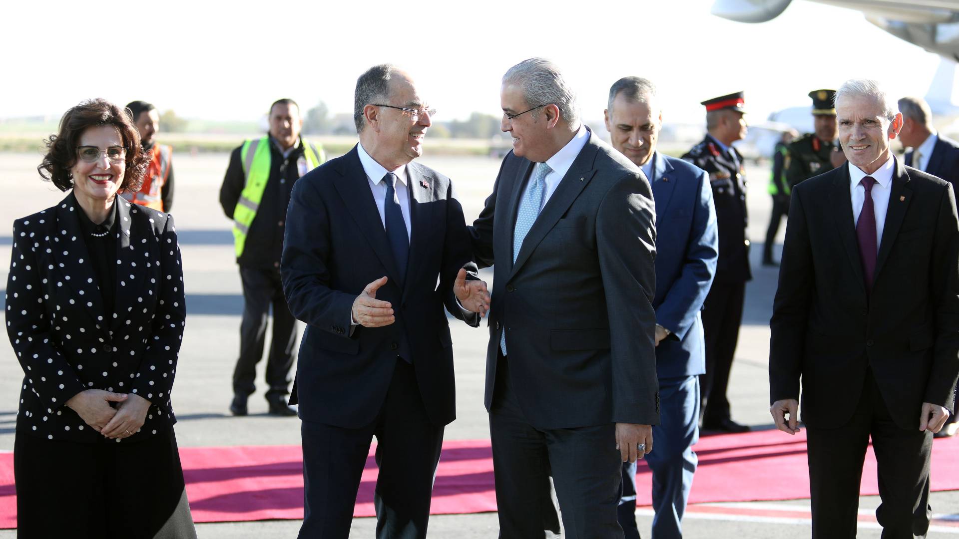 من وصول الرئيس الألباني باجرام بيجاج، ترافقه السيدة الأولى أرماندا بيجاج إلى عمان