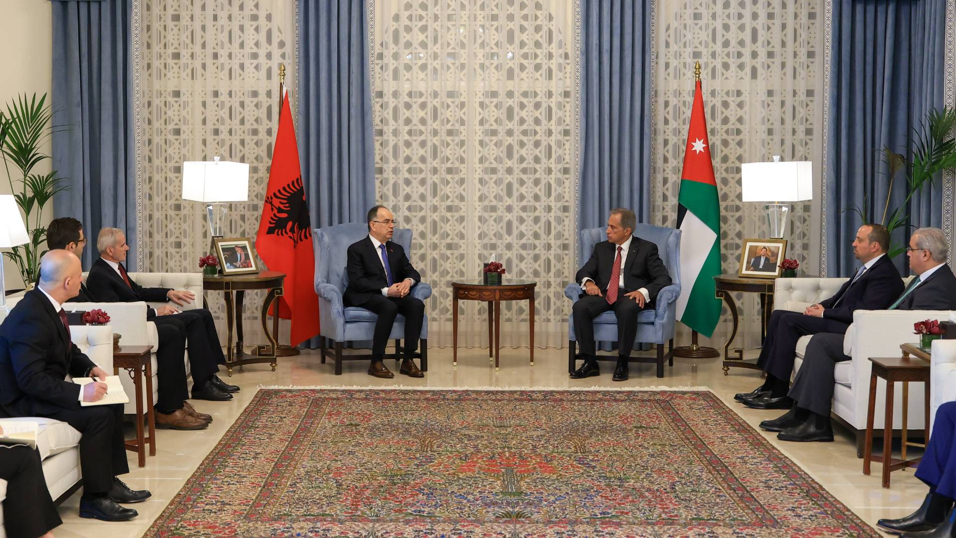 رئيس الوزراء الدكتور جعفر حسان و الرئيس الألباني باجرام بيجاج