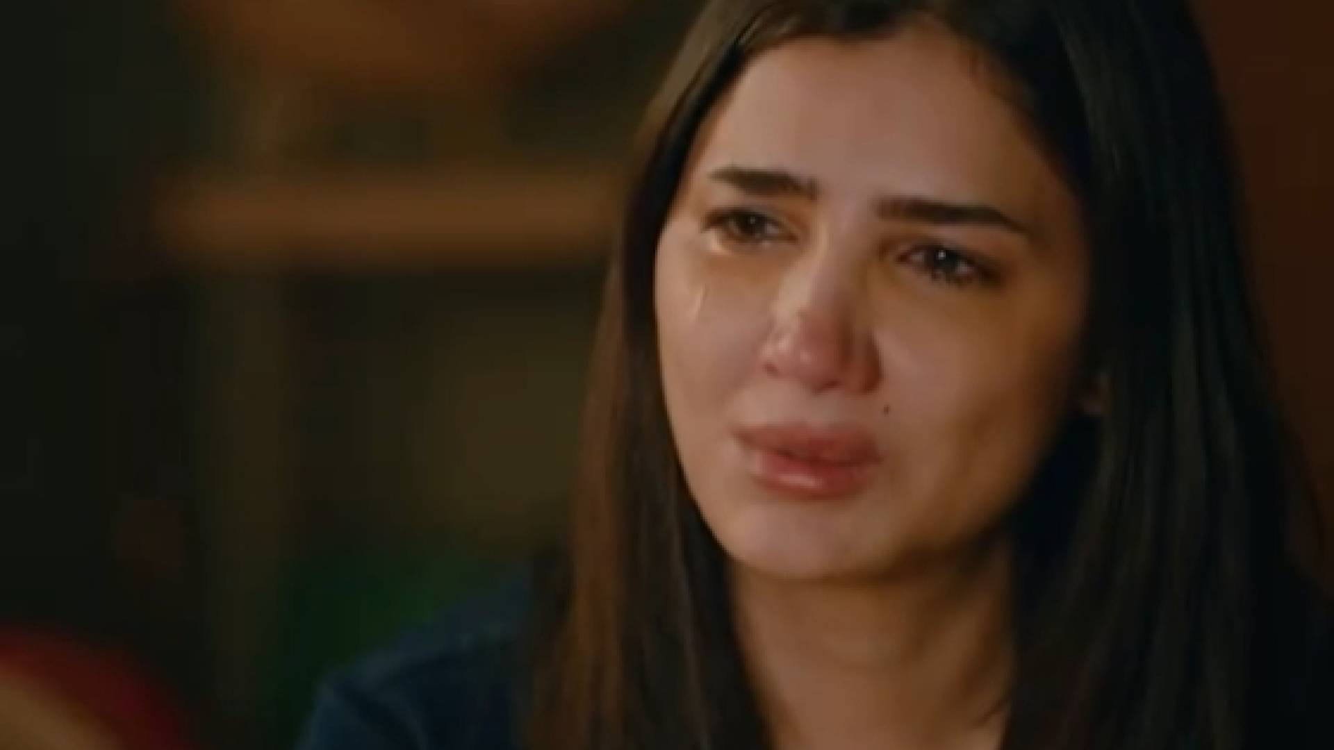 الفنانة المصرية مي عمر