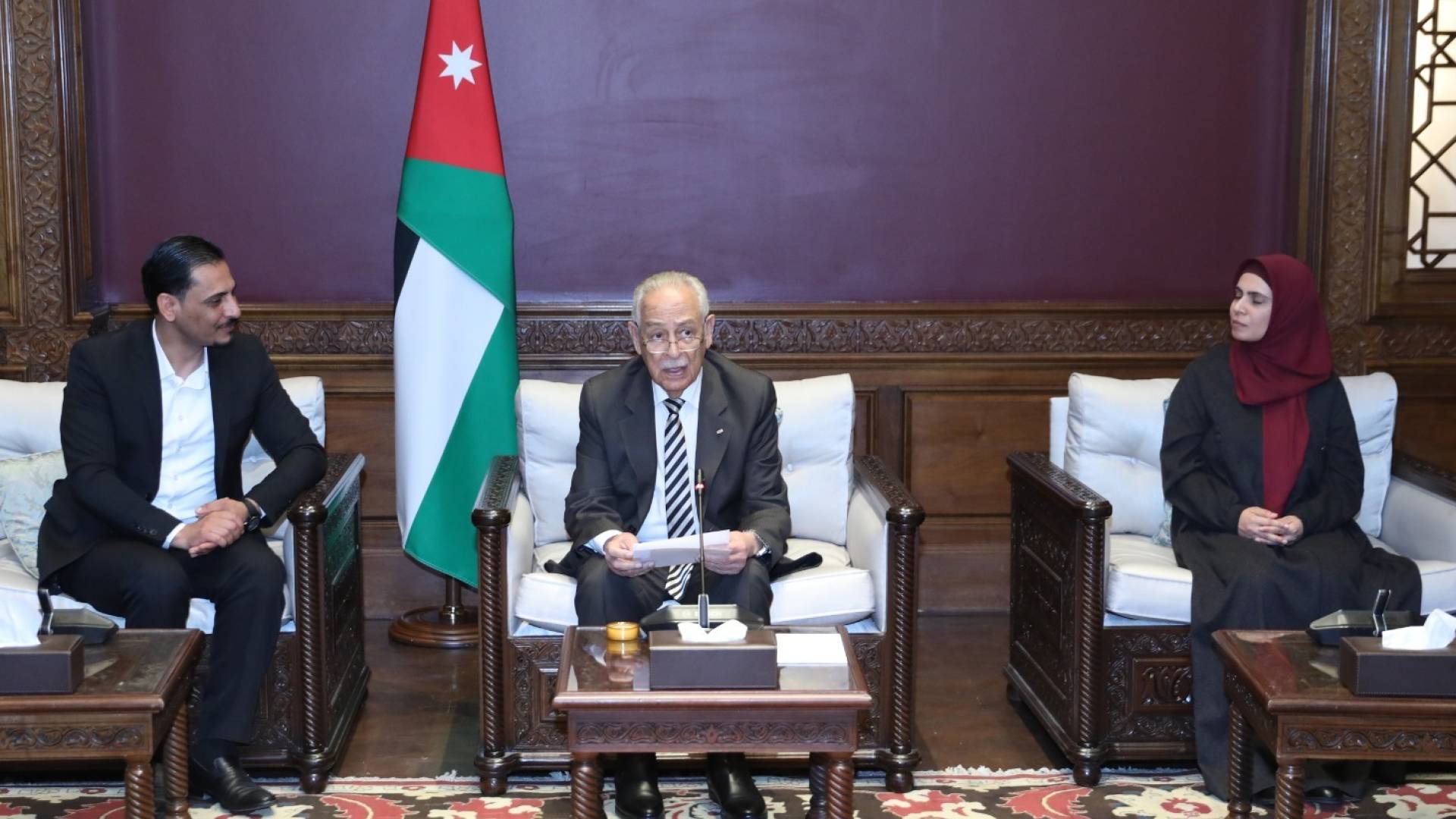 رئيس الديوان الملكي الهاشمي يوسف حسن العيسوي