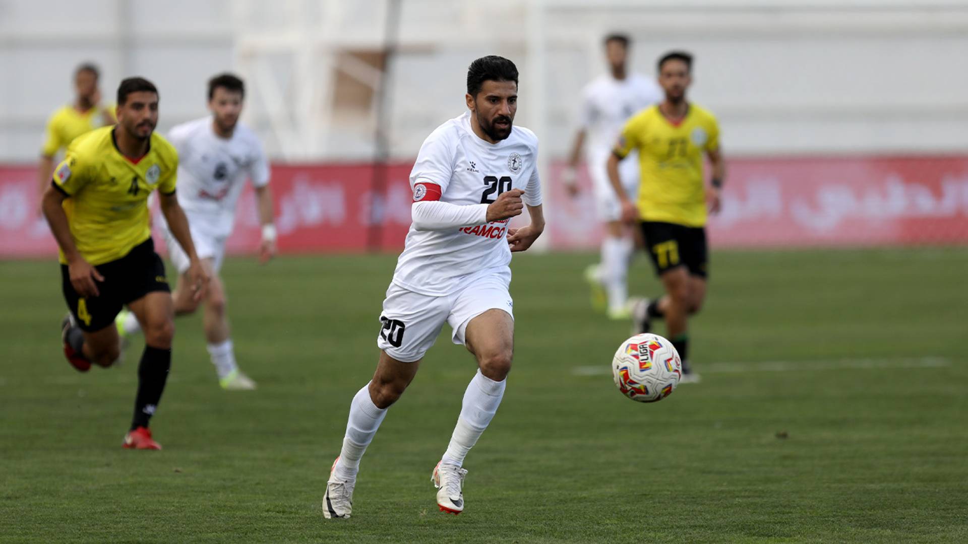 قائد فريق الرمثا حمزة الدردور