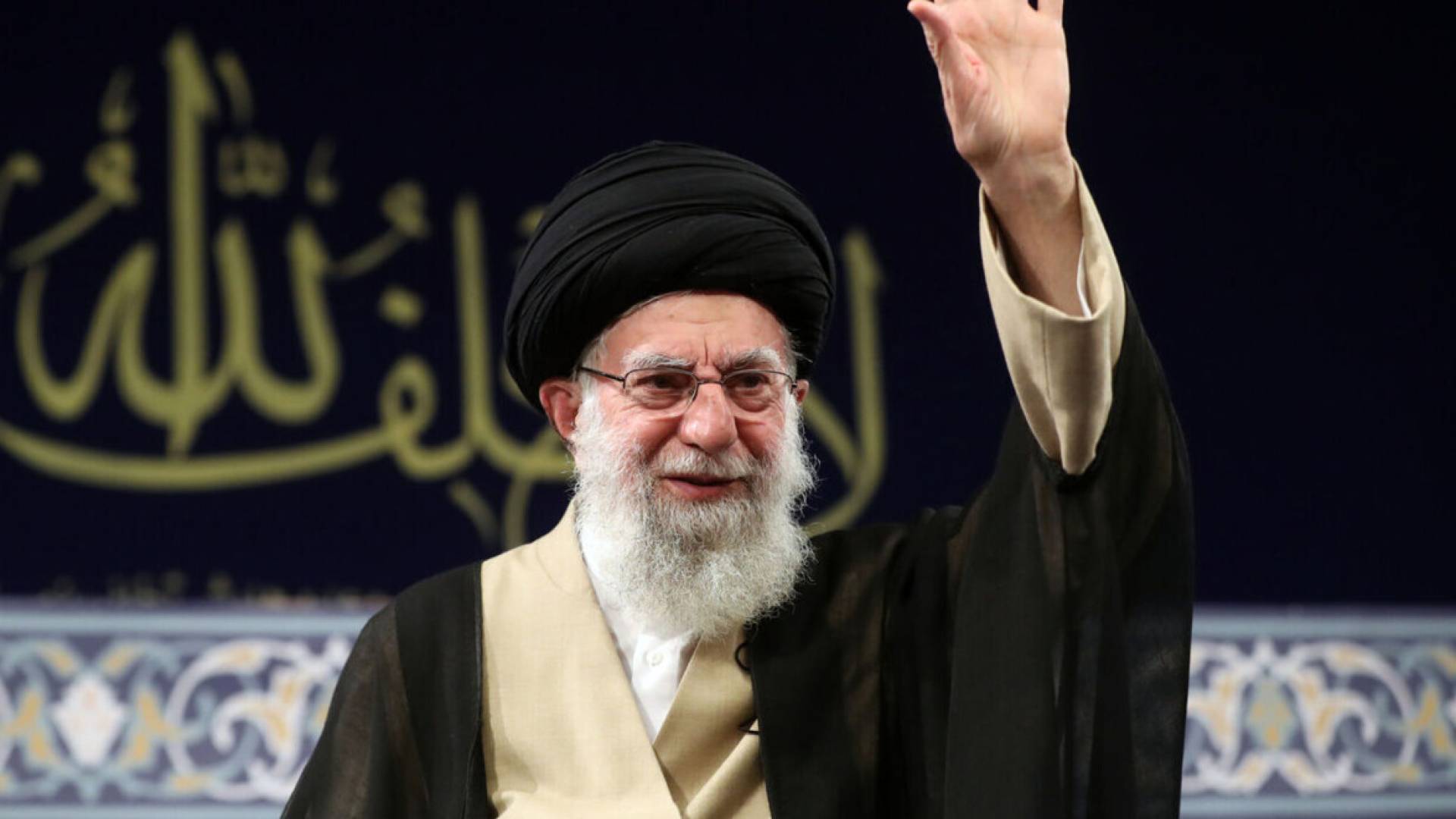 المرشد الأعلى في إيران علي خامنئي