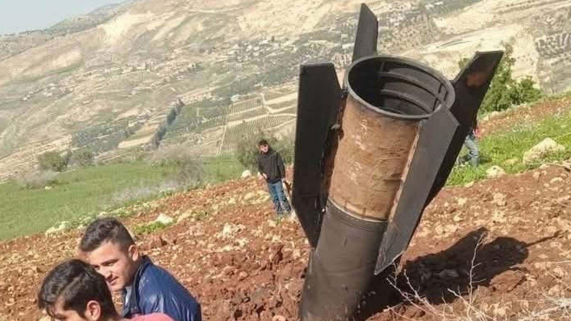 سقوط شظايا قذيفة في بلدة راجب بمحافظة عجلون