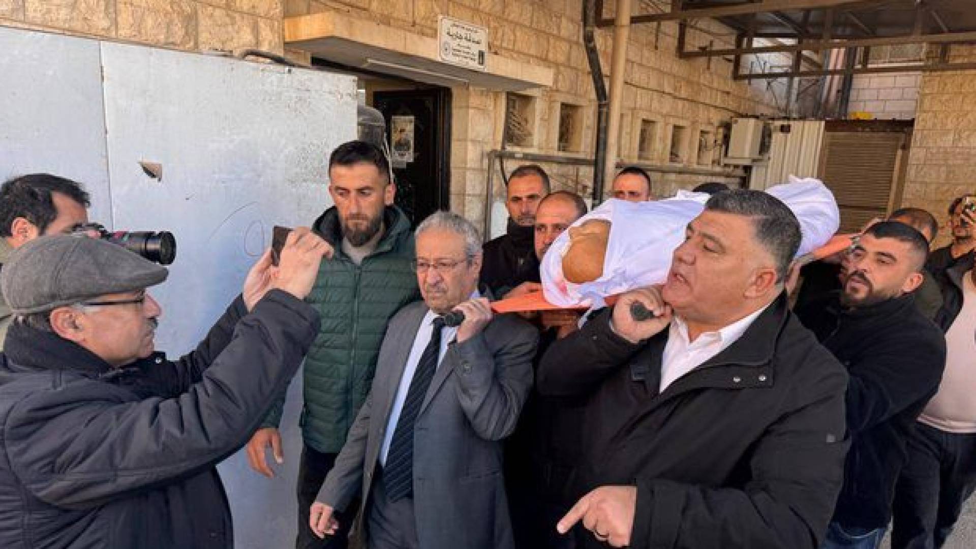 تشييع جثماني الشقيقين محمد وفهيم طه معمر