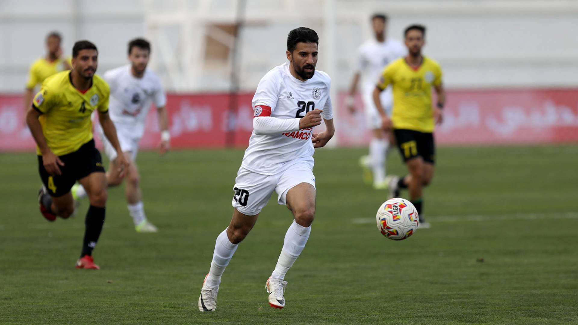 قائد فريق الرمثا حمزة الدردور