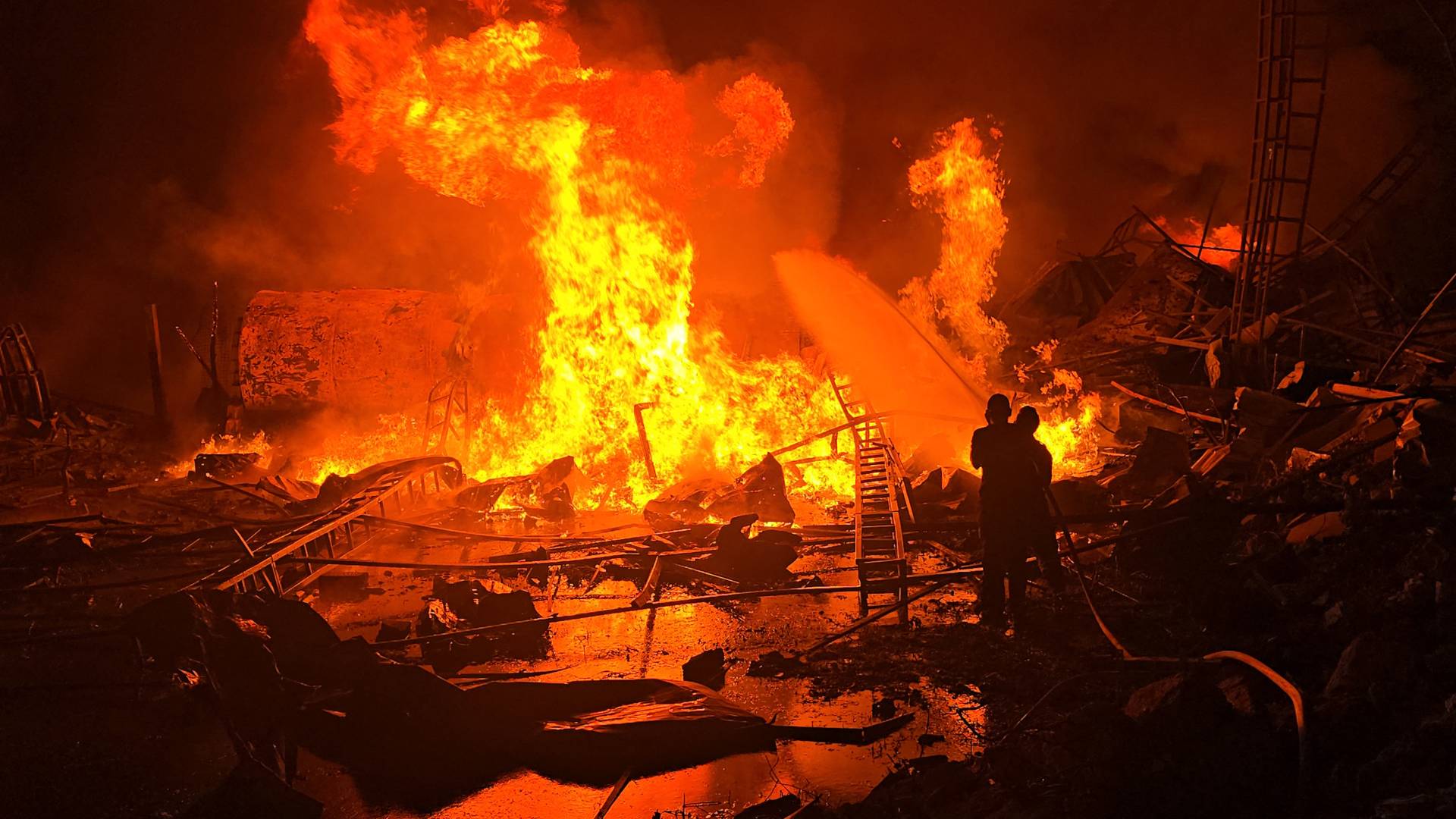 حريق في لبنان