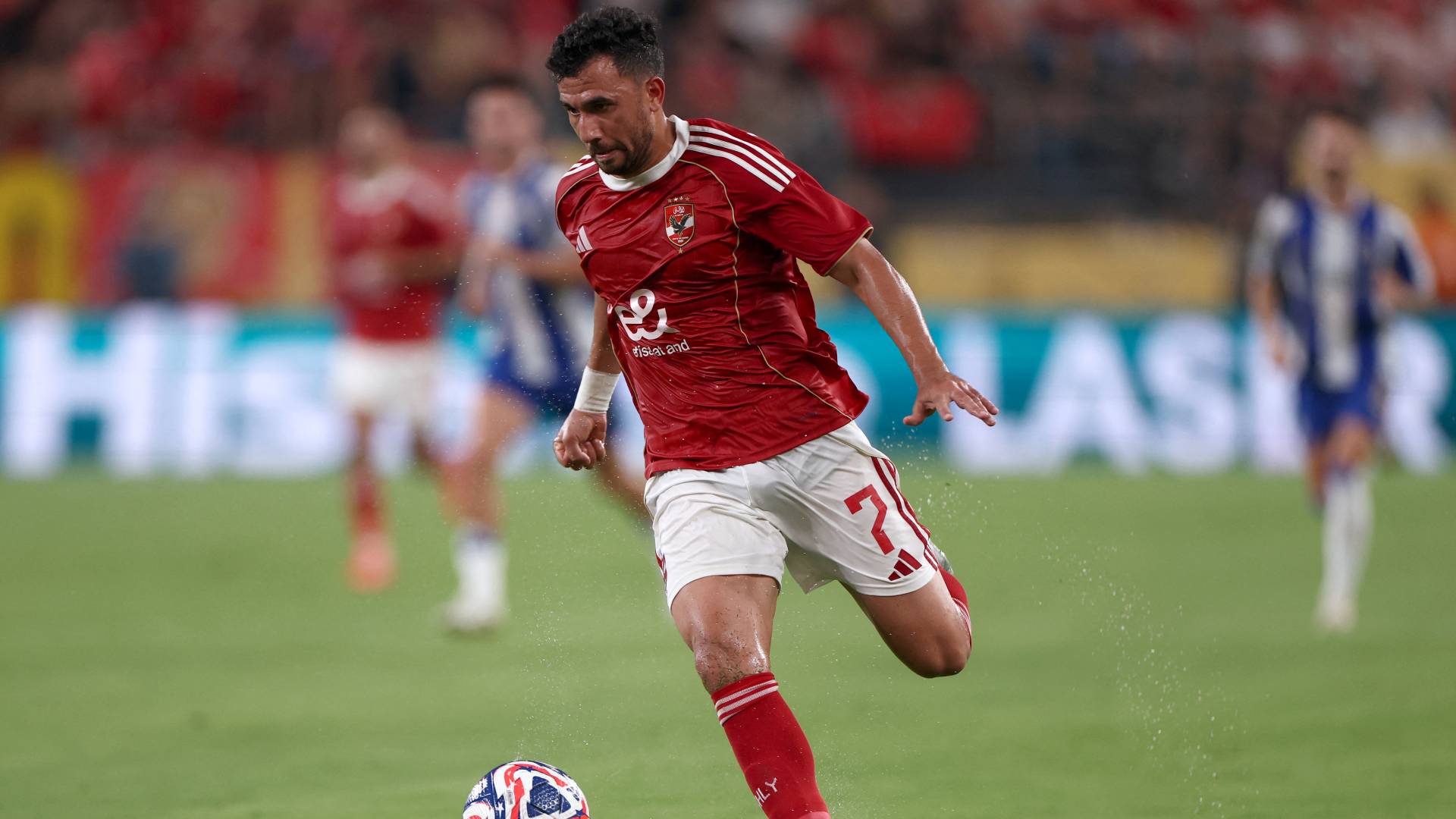 النجم الدولي المصري محمود حسن "تريزيجيه"