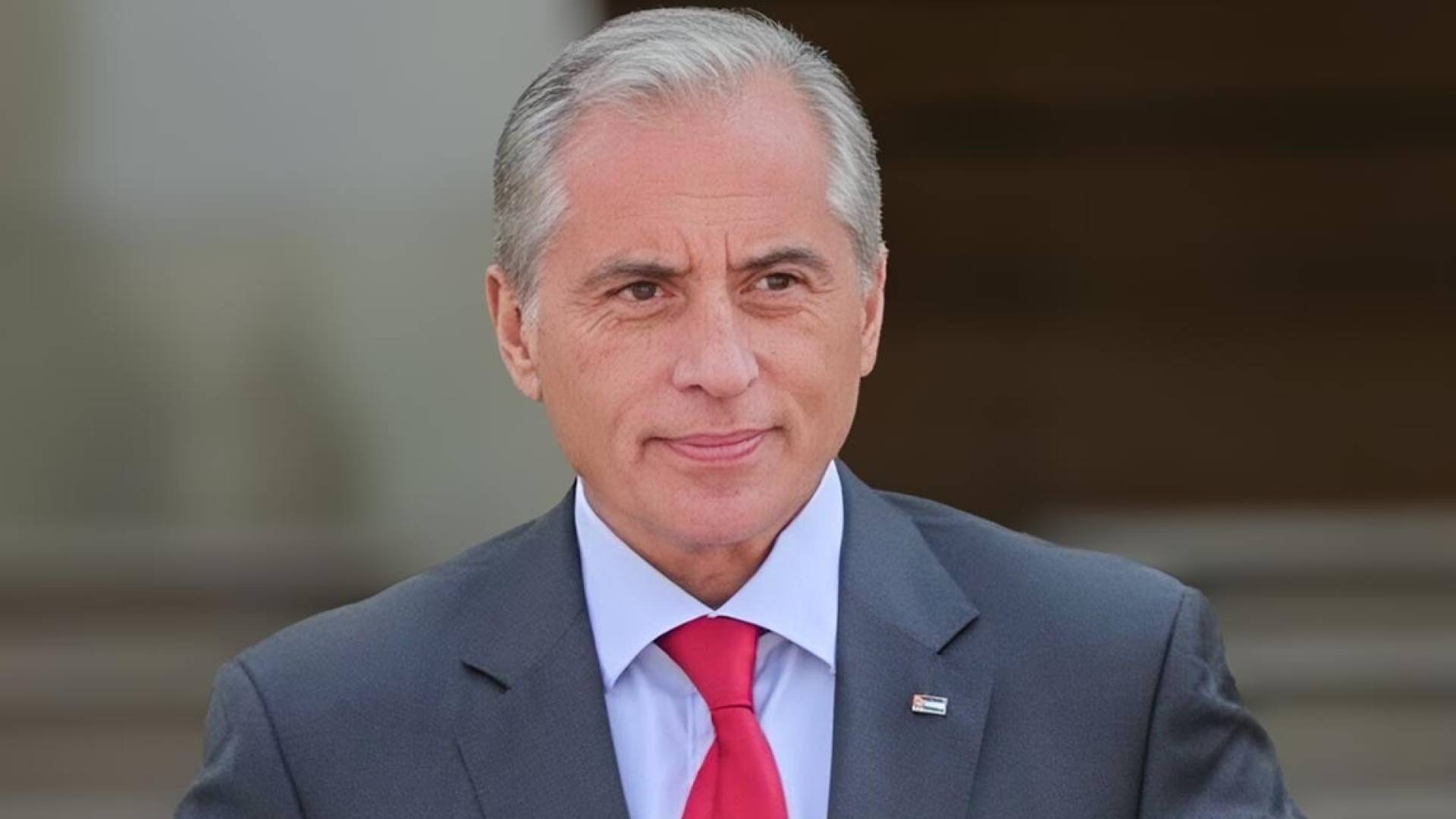 رئيس الوزراء الدكتور جعفر حسان