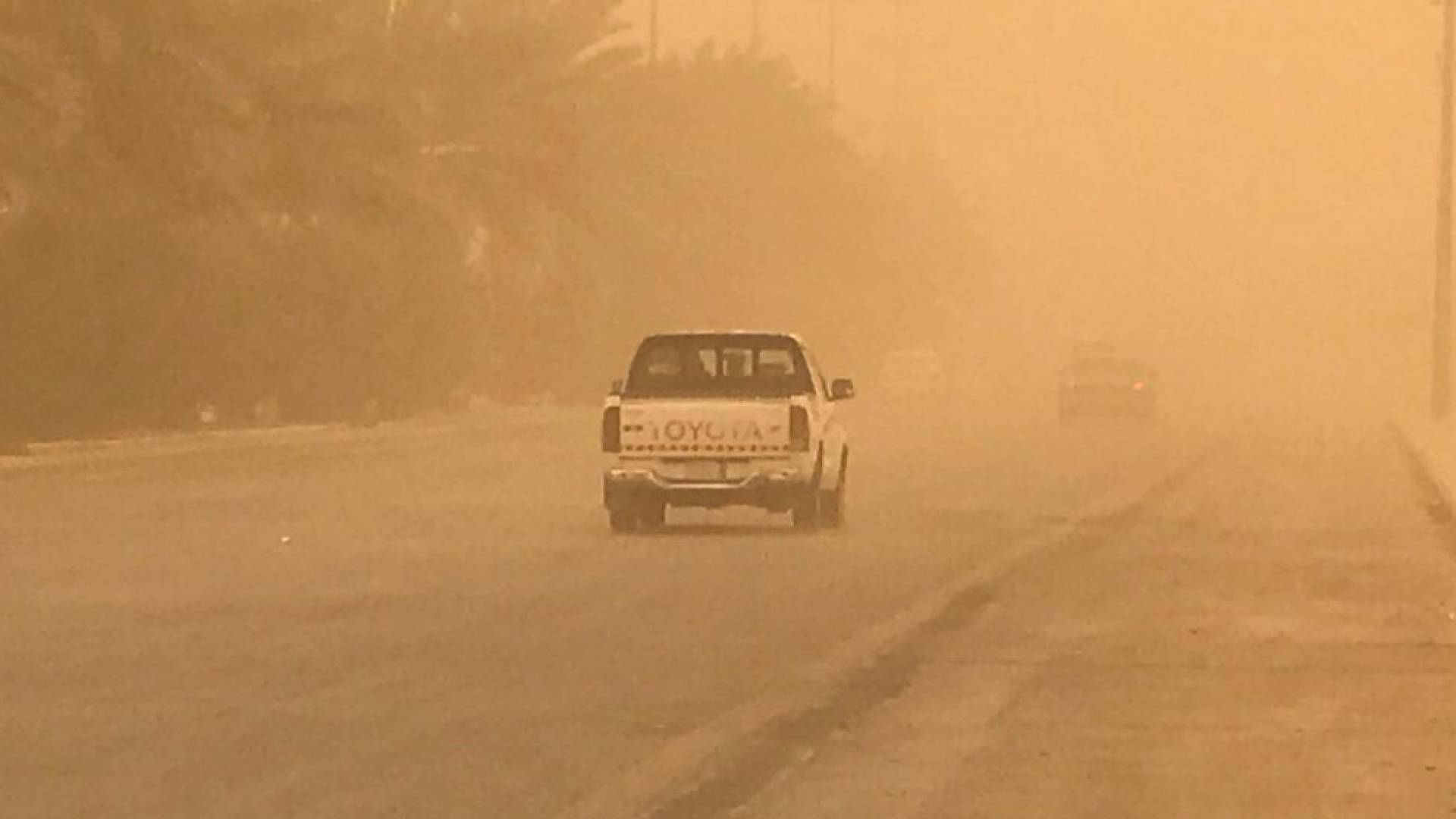 غبار كثيف