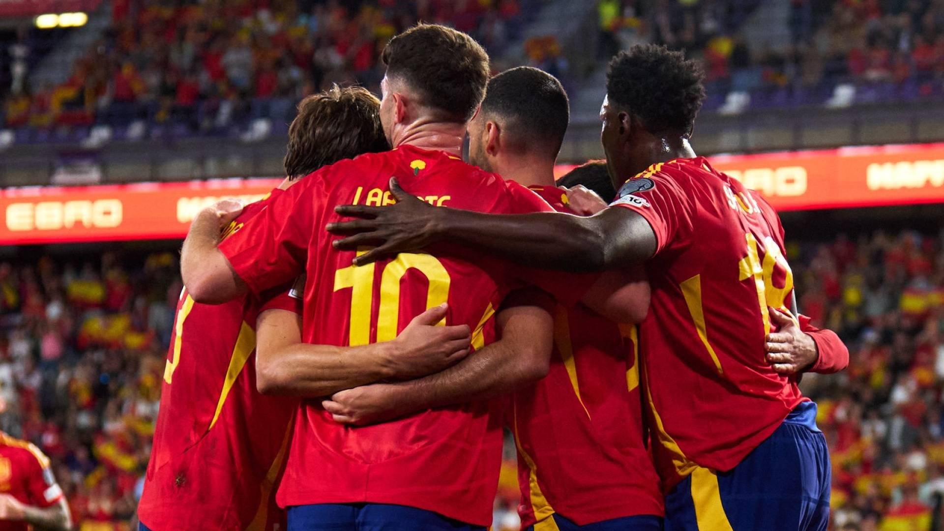 لاعبوا المنتخب الأسباني