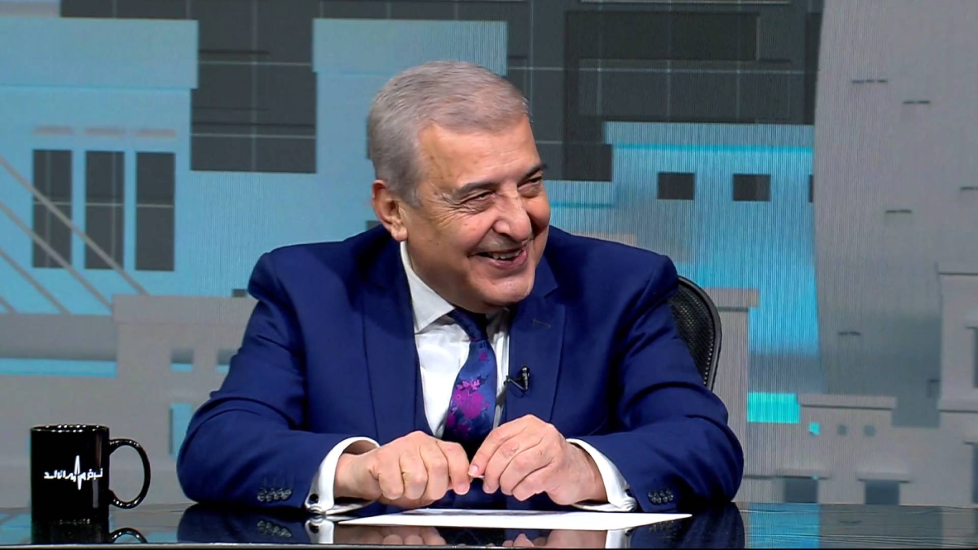 الدكتور حسن المومني مدير مركز الدراسات الاستراتيجية في الجامعة الاردنية