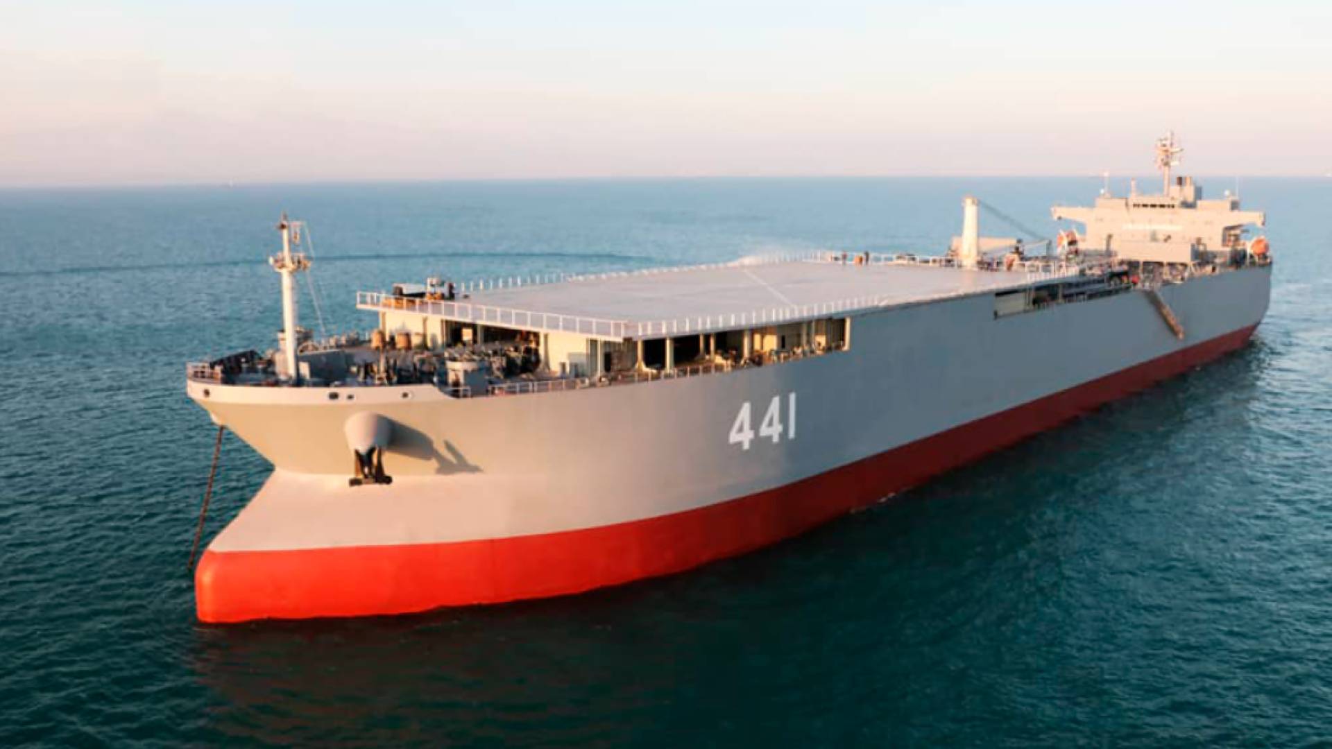 سفينة إيرانية