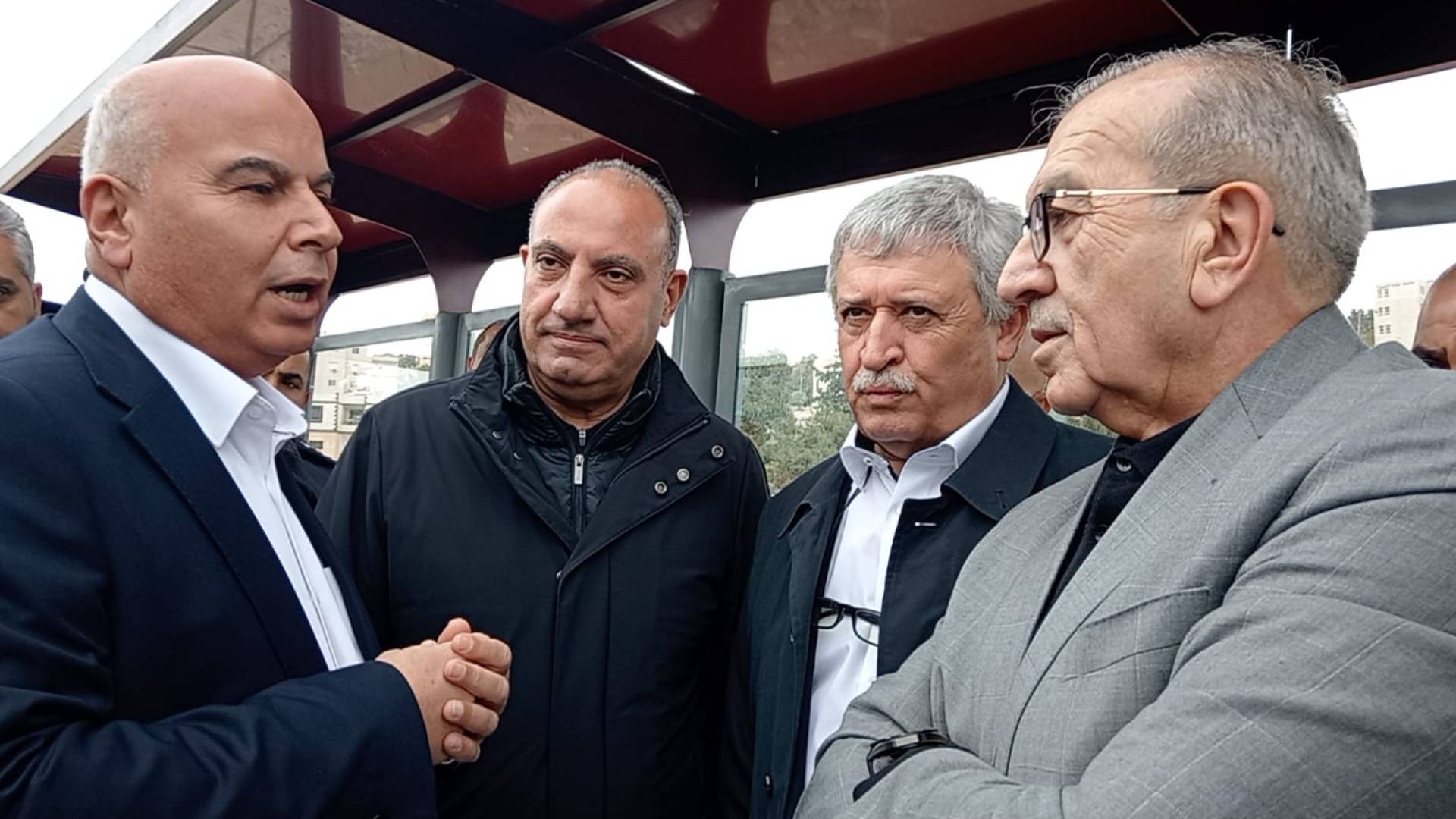 إطلاق مسار خط الباص سريع التردد بين عمان والسلط