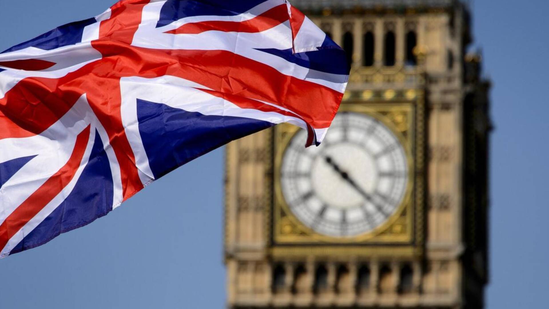 علم بريطانيا