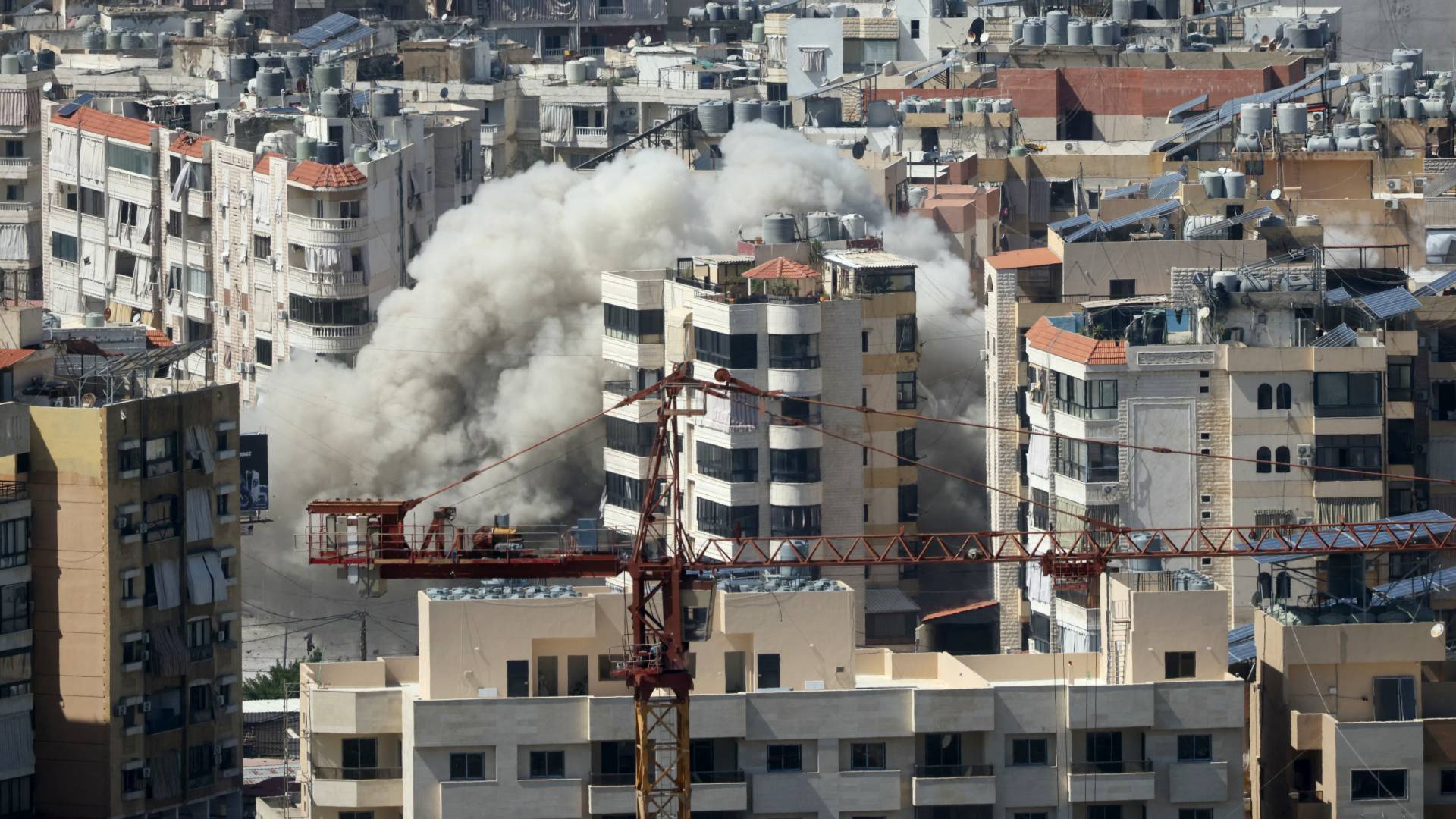 صحة لبنان: 6 شهداء  في غارات الاحتلال على أحياء سكنية في بيروت