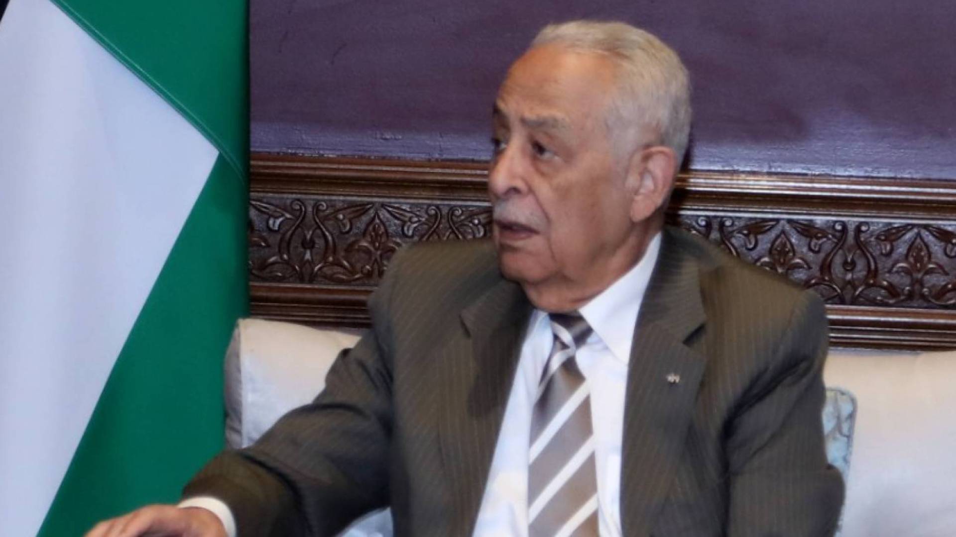 رئيس الديوان الملكي الهاشمي يوسف حسن العيسوي