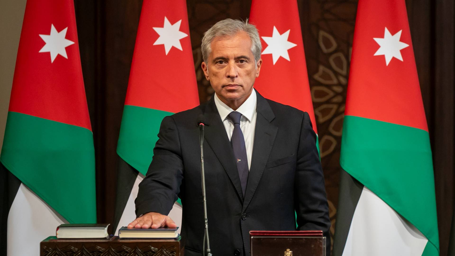 رئيس الوزراء جعفر حسان