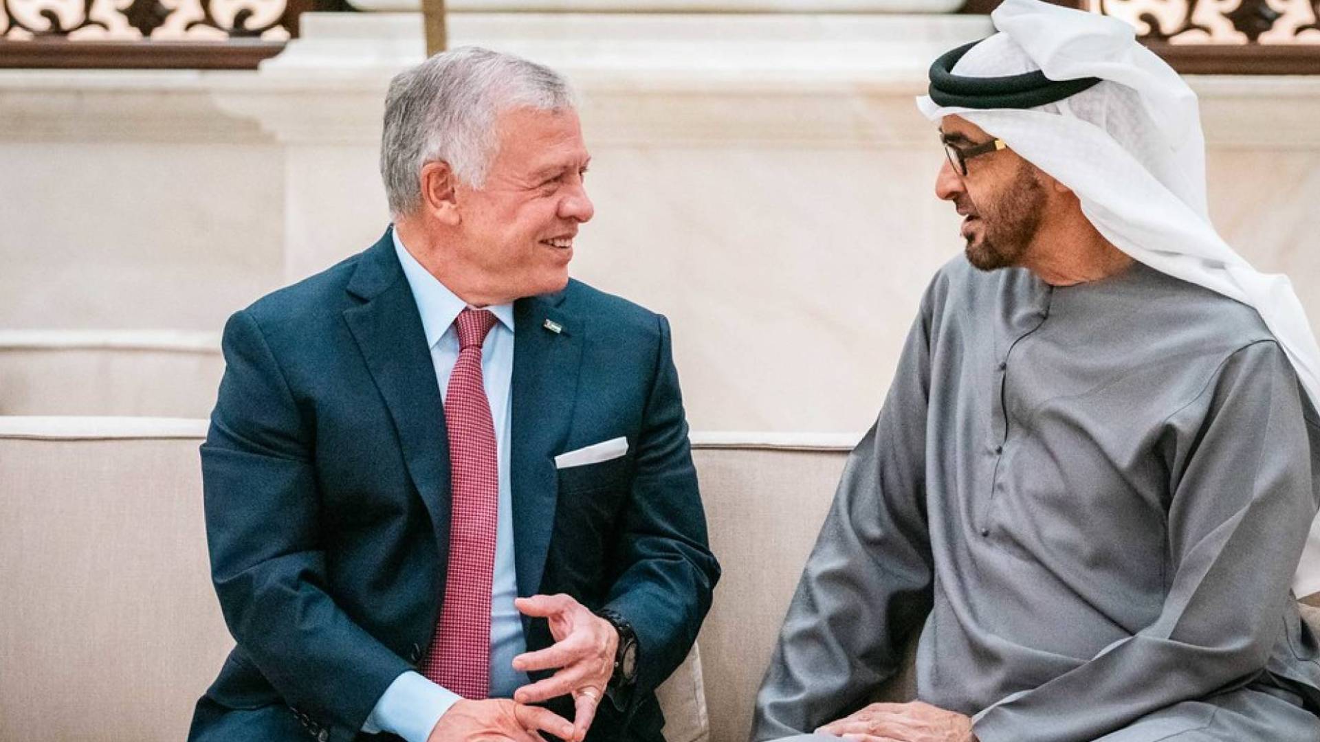 الملك عبدﷲ الثاني و الشيخ محمد بن زايد آل نهيان