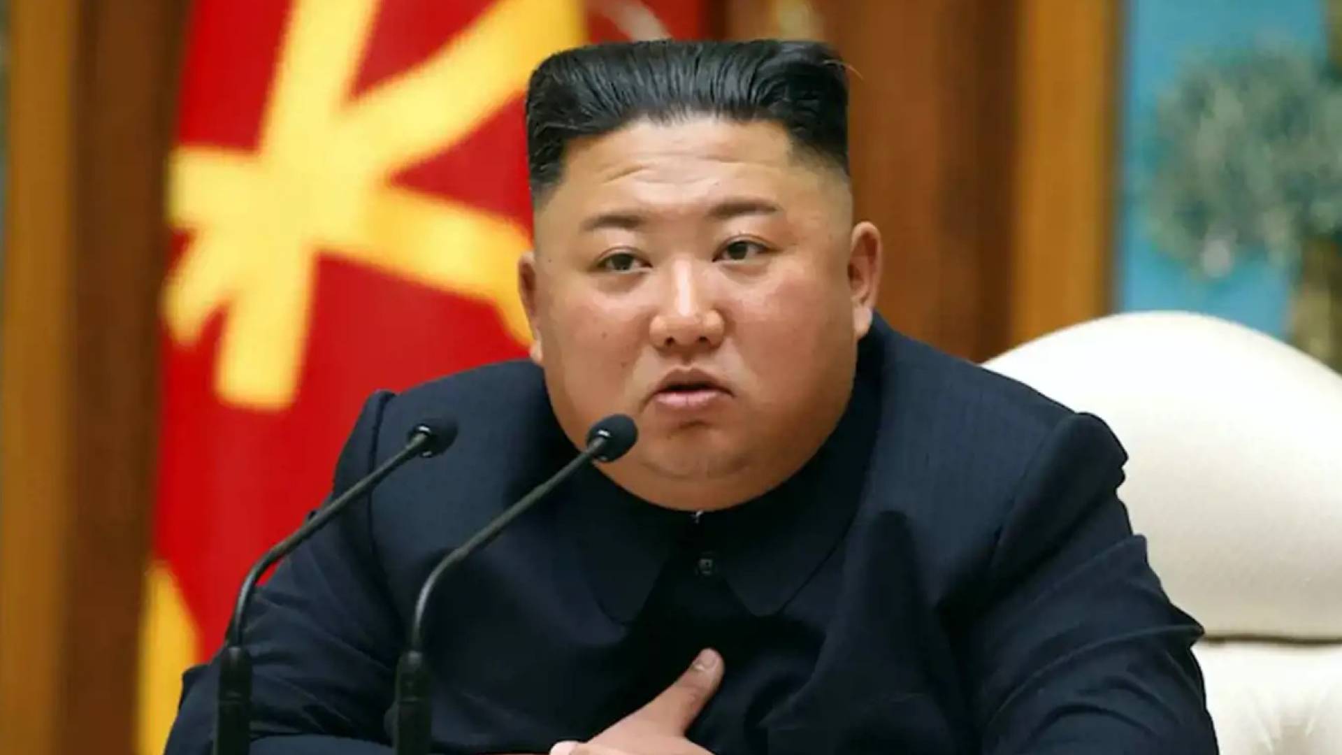 رئيس كوريا الشمالية كيم جونج اون