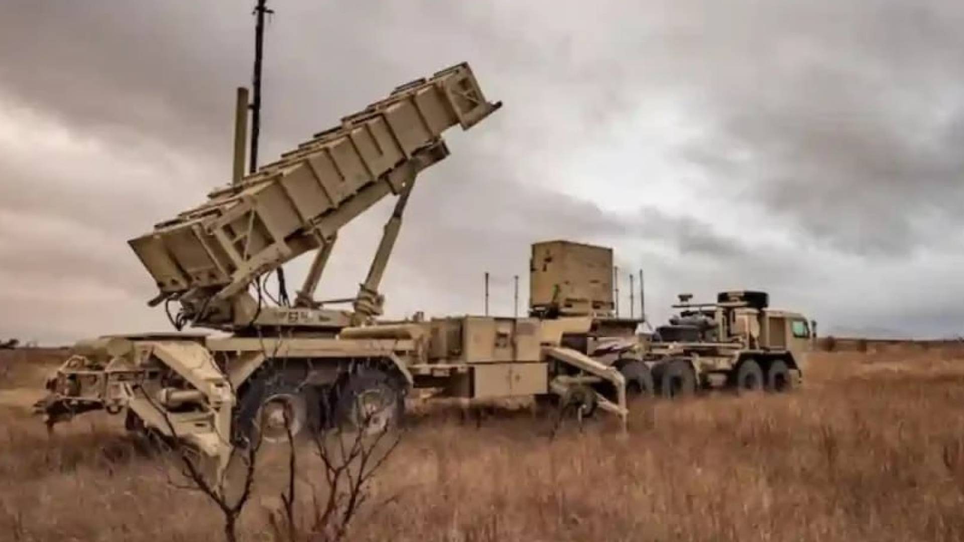 راجمة صواريخ إيرانية