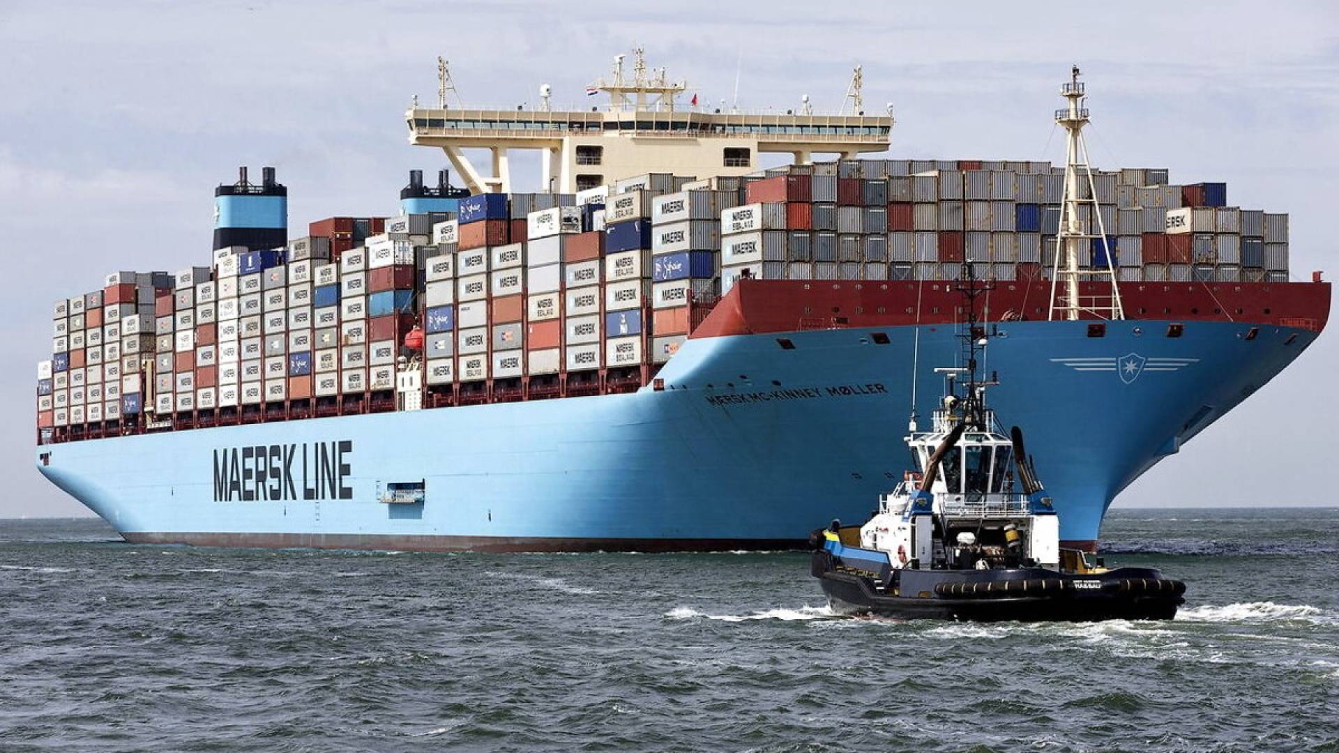 باخرة شحن لشركة"ميرسك"