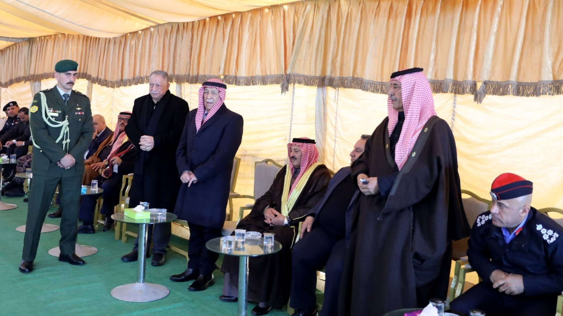 العيسوي يعزي عشائر القاضي والزعبي والفريحات