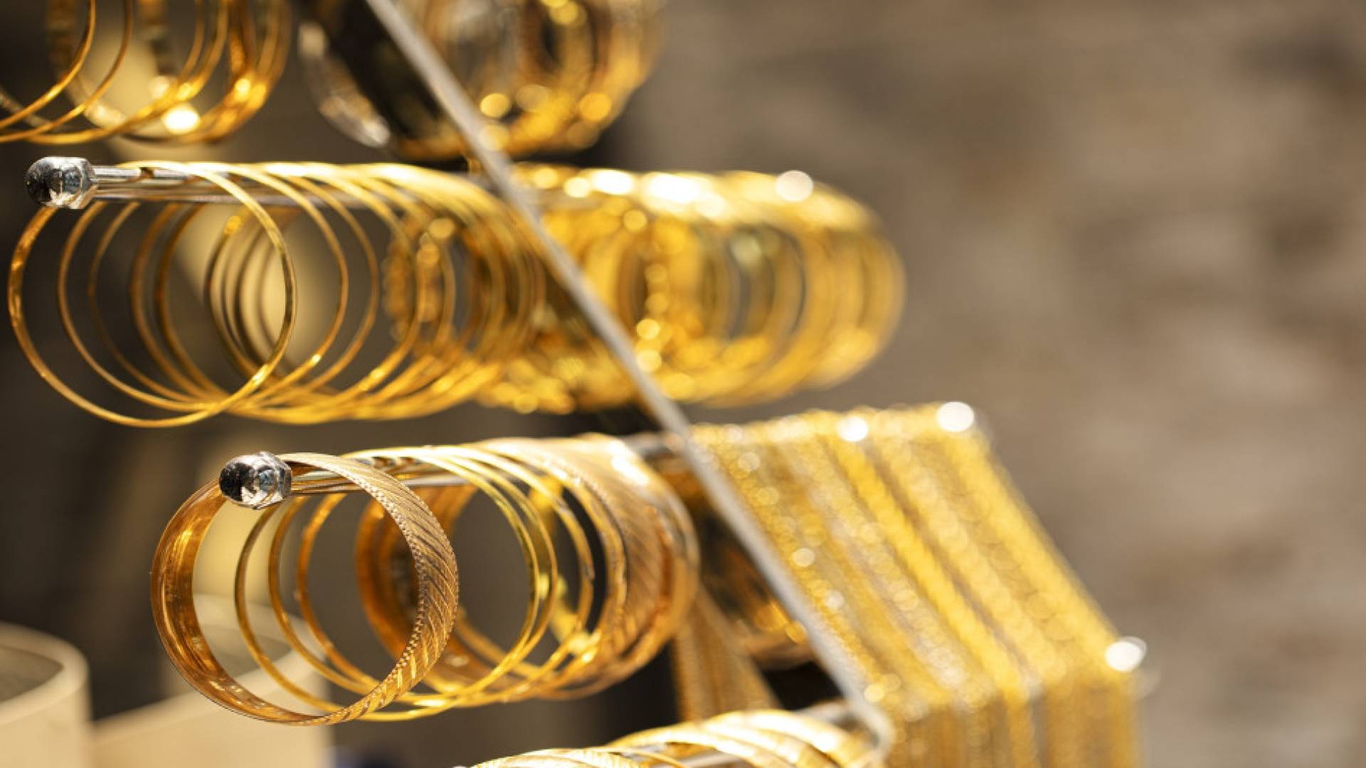 مجوهرات ذهبية