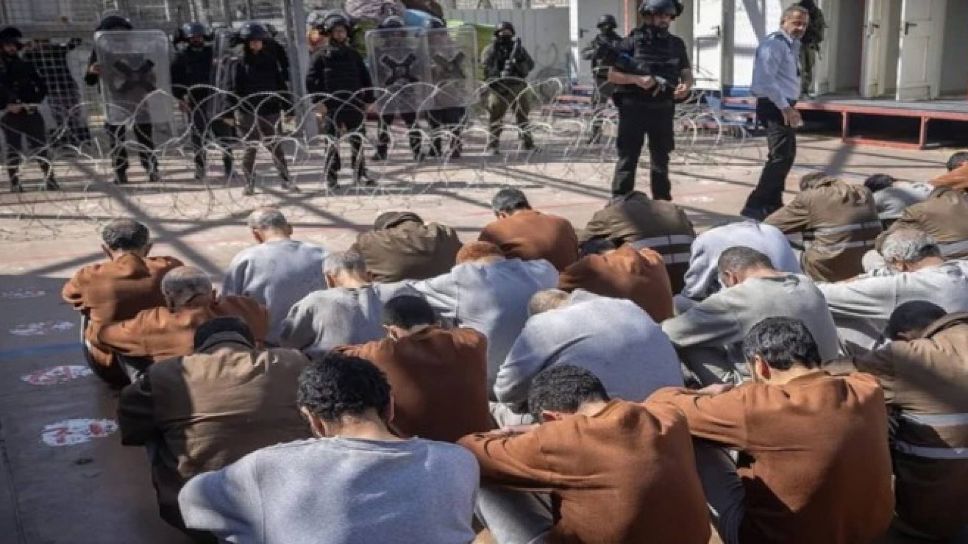 الأسرى في سجون الاحتلال