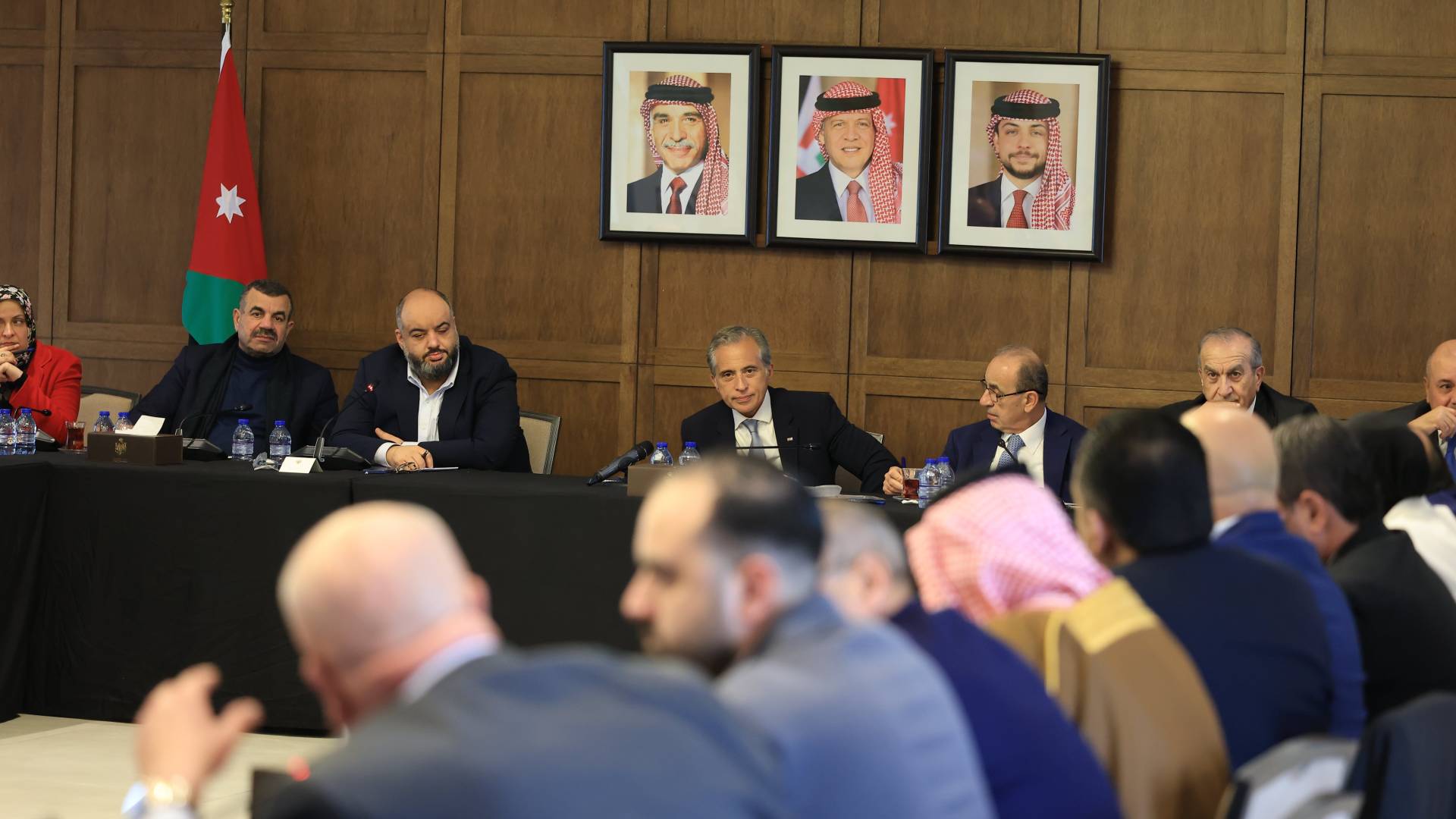 سلسلة حوارات في رئاسة الوزراء