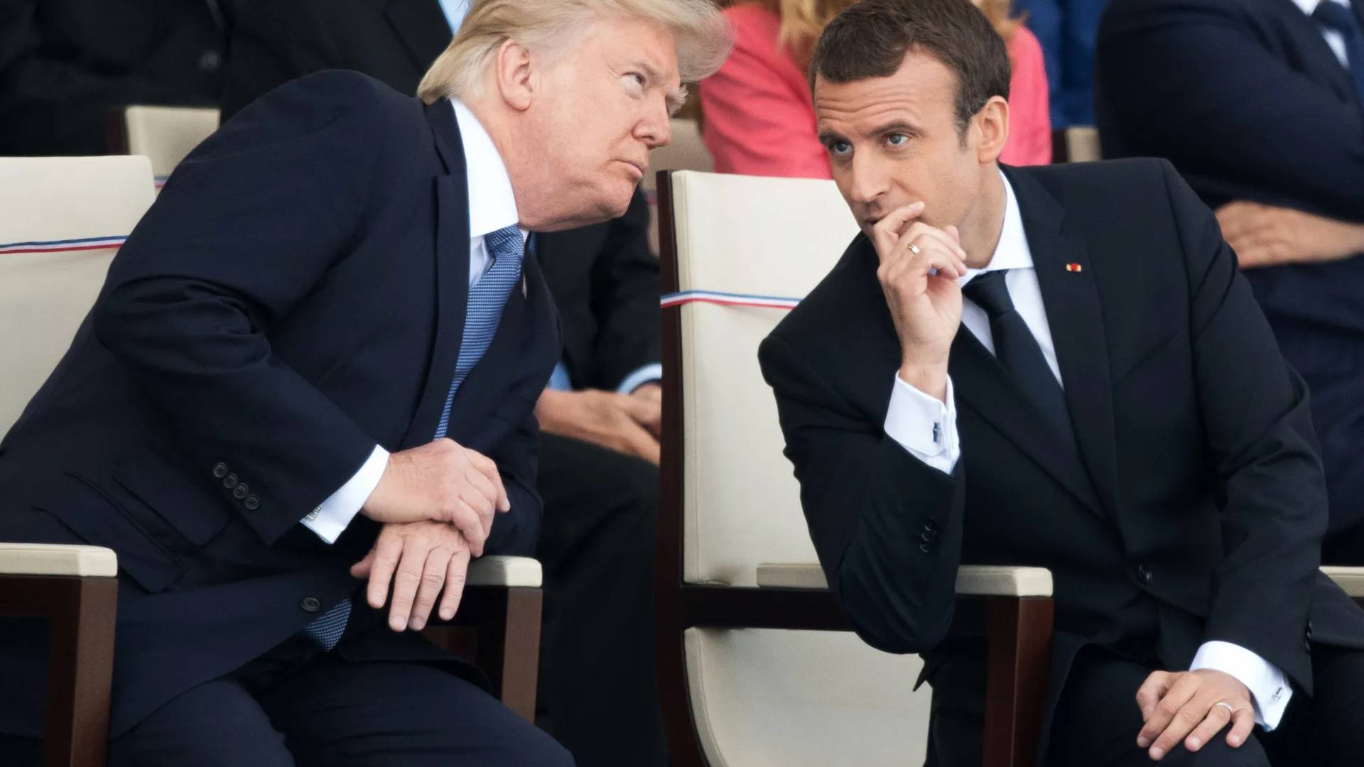 الرئيس الأمريكي دونالد ترمب والرئيس الفرنسي إيمانويل ماكرون