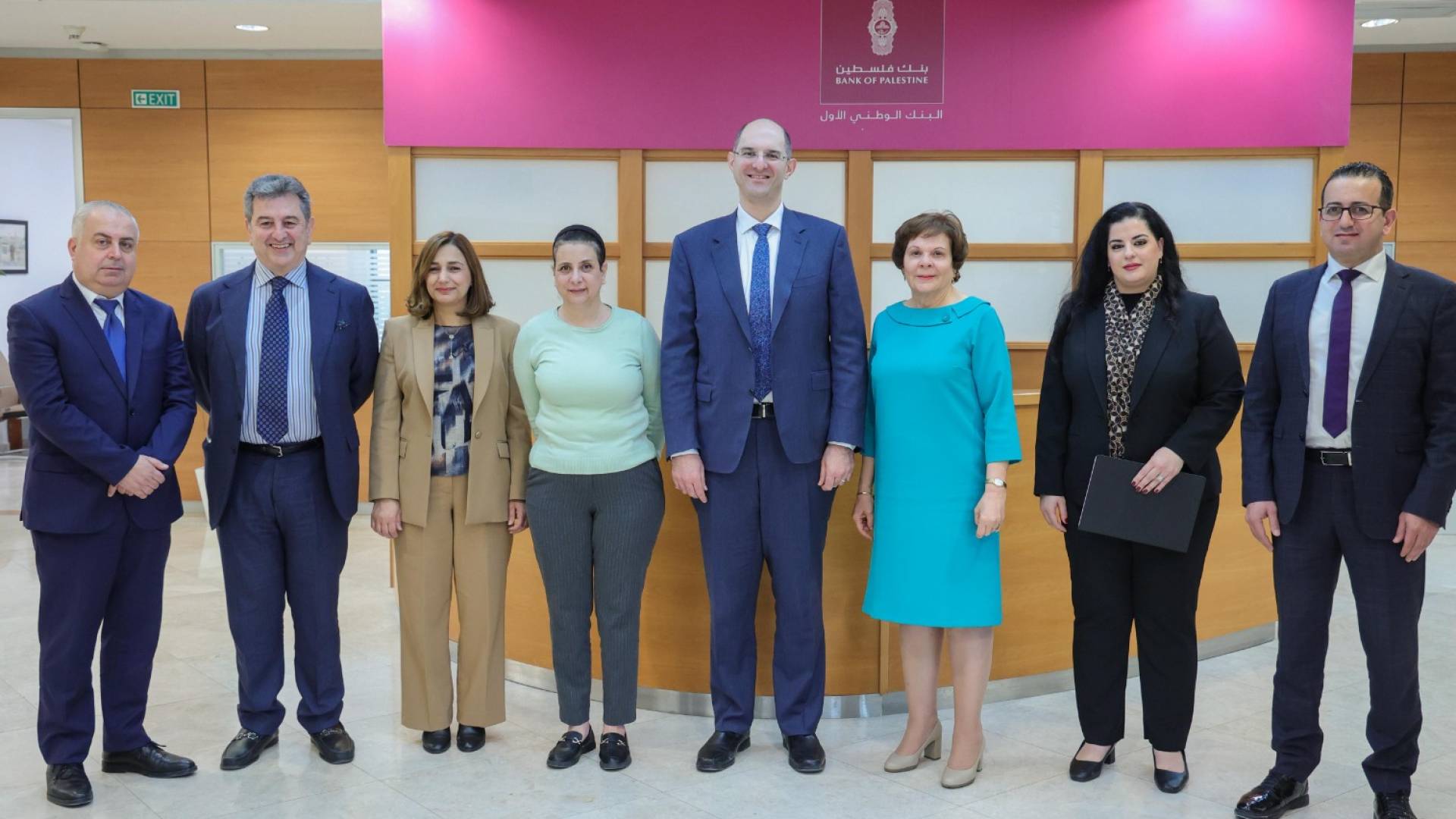 توقيع اتفاقية بين بنك فلسطين ونعلم لفلسطين