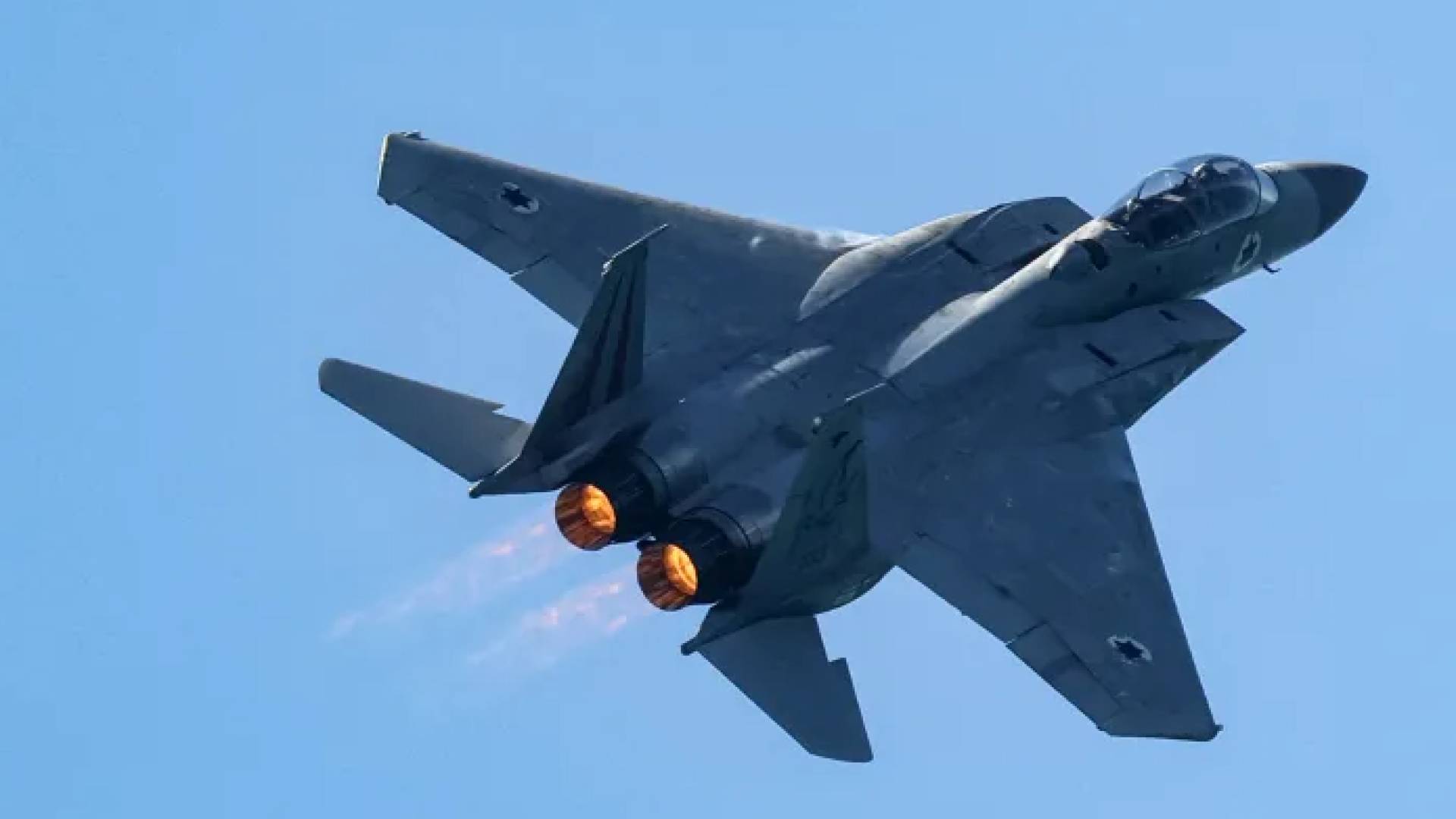 طائرة مقاتلة تابعة لسلاح لجو الاحتلال