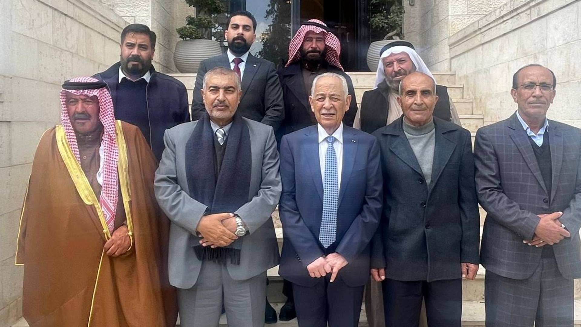 العيسوي يلتقي وفدا من أبناء عشيرة البطوش