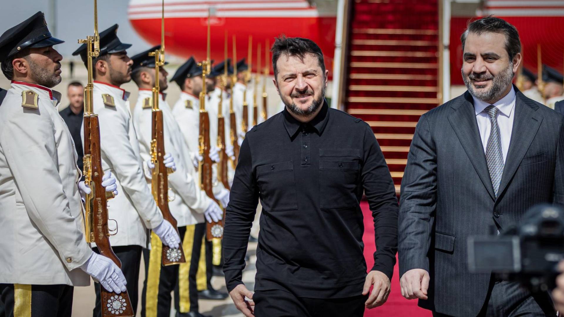 الرئيس الأوكراني زيلنسكي ووزير الخارجية السوري الشيباني