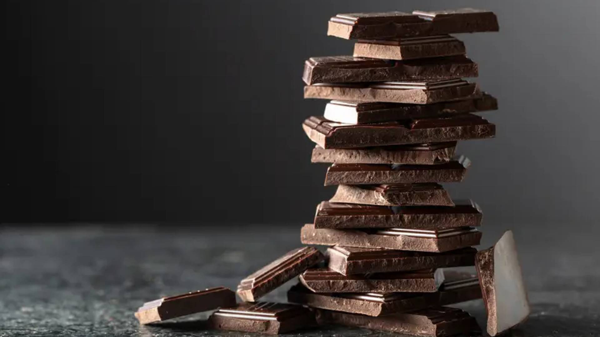 الشوكولاتة الداكنة