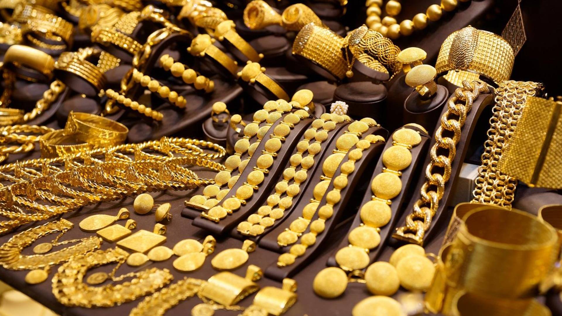 مجوهرات ذهبية