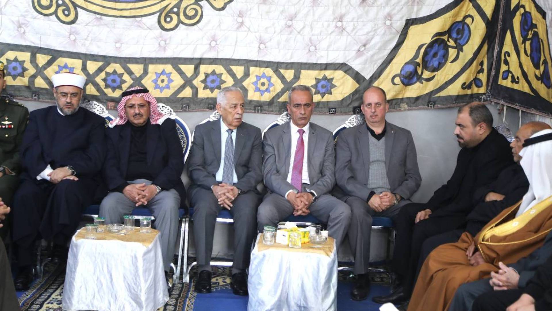 رئيس الديوان الملكي الهاشمي يوسف العيسوي