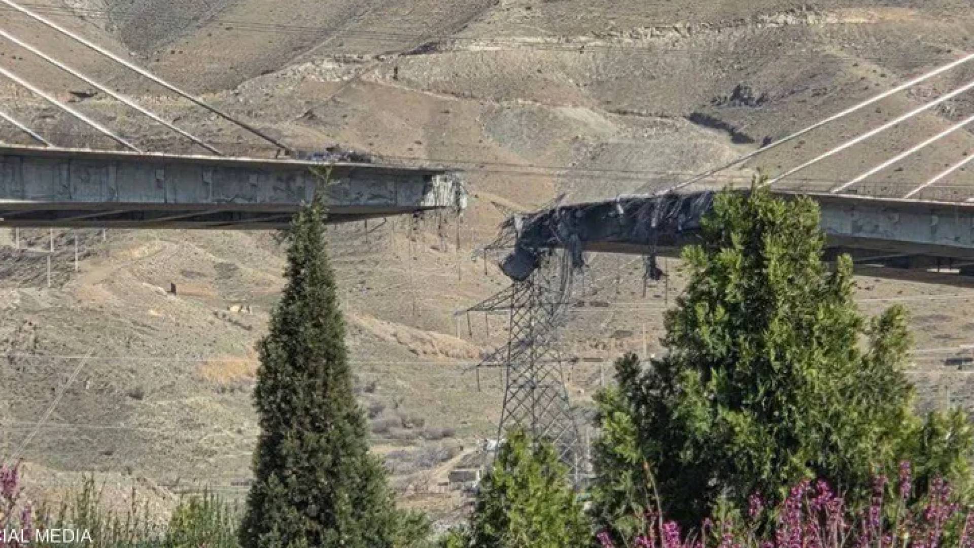 تدمير جسر في ايران