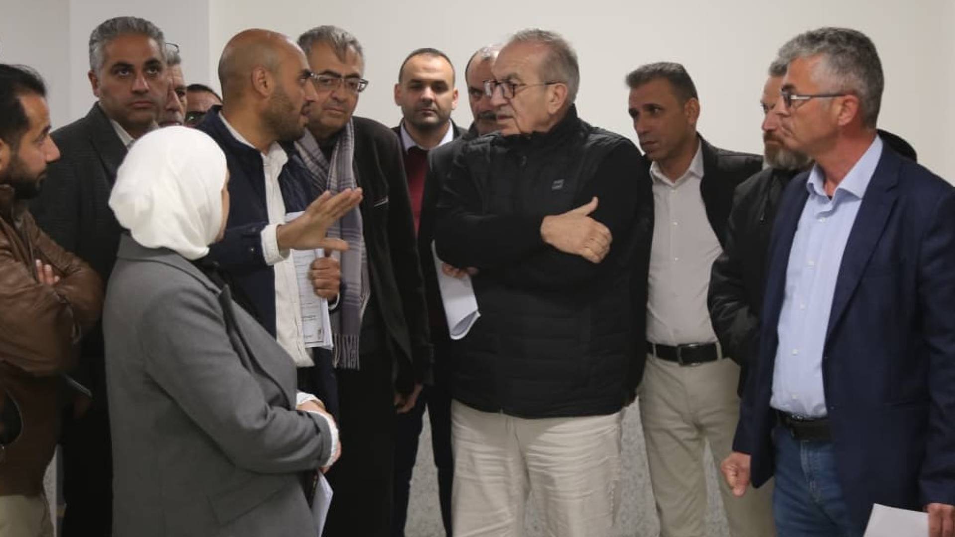 وزير الأشغال العامة والإسكان المهندس ماهر أبو السمن