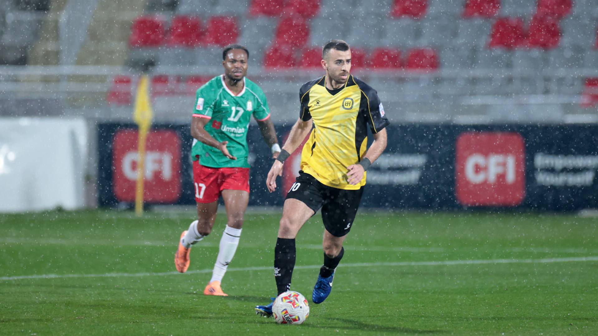 من منافسات دوري المحترفين