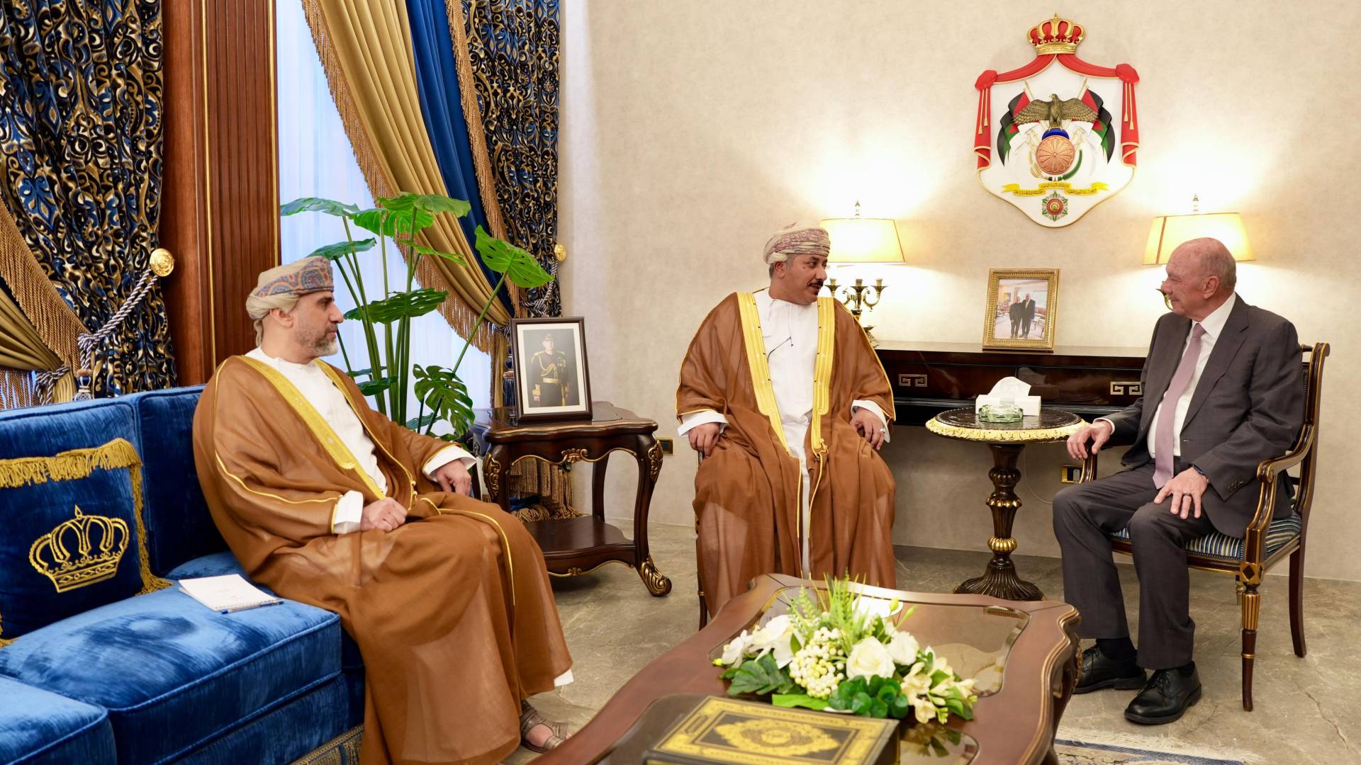 الفايز يلتقي سفيري المملكة العربية السعودية وسلطنة عمان