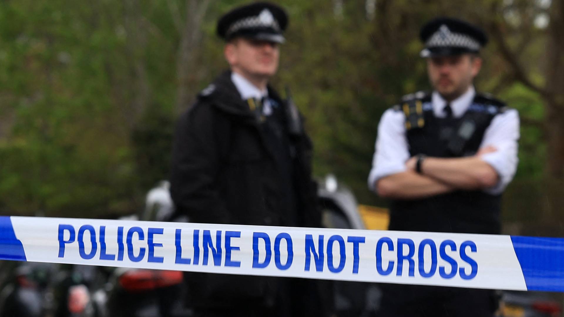 توقيف شخصين بعد محاولة إضرام النار في كنيس يهودي في لندن