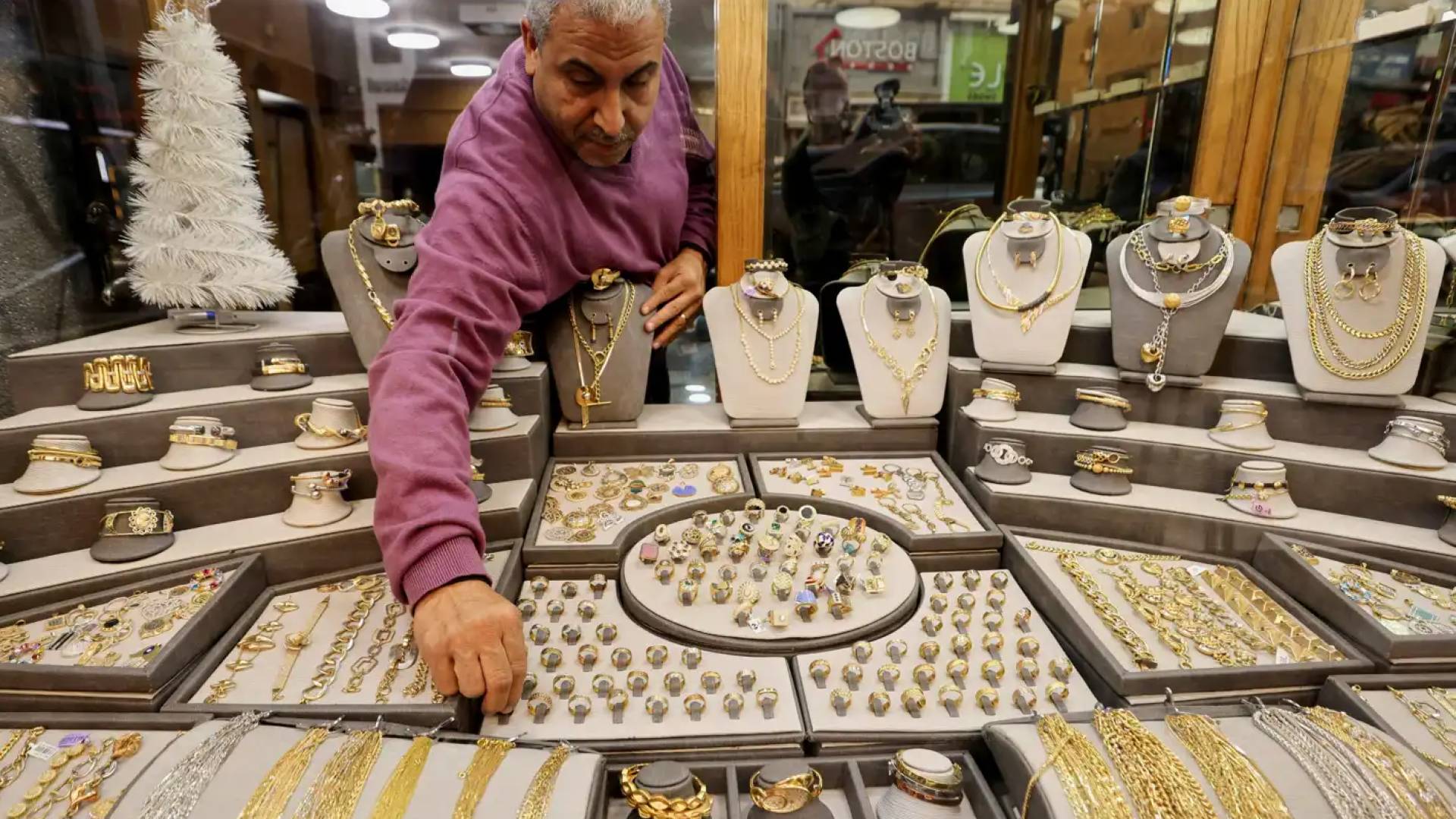 مجوهرات ذهبية