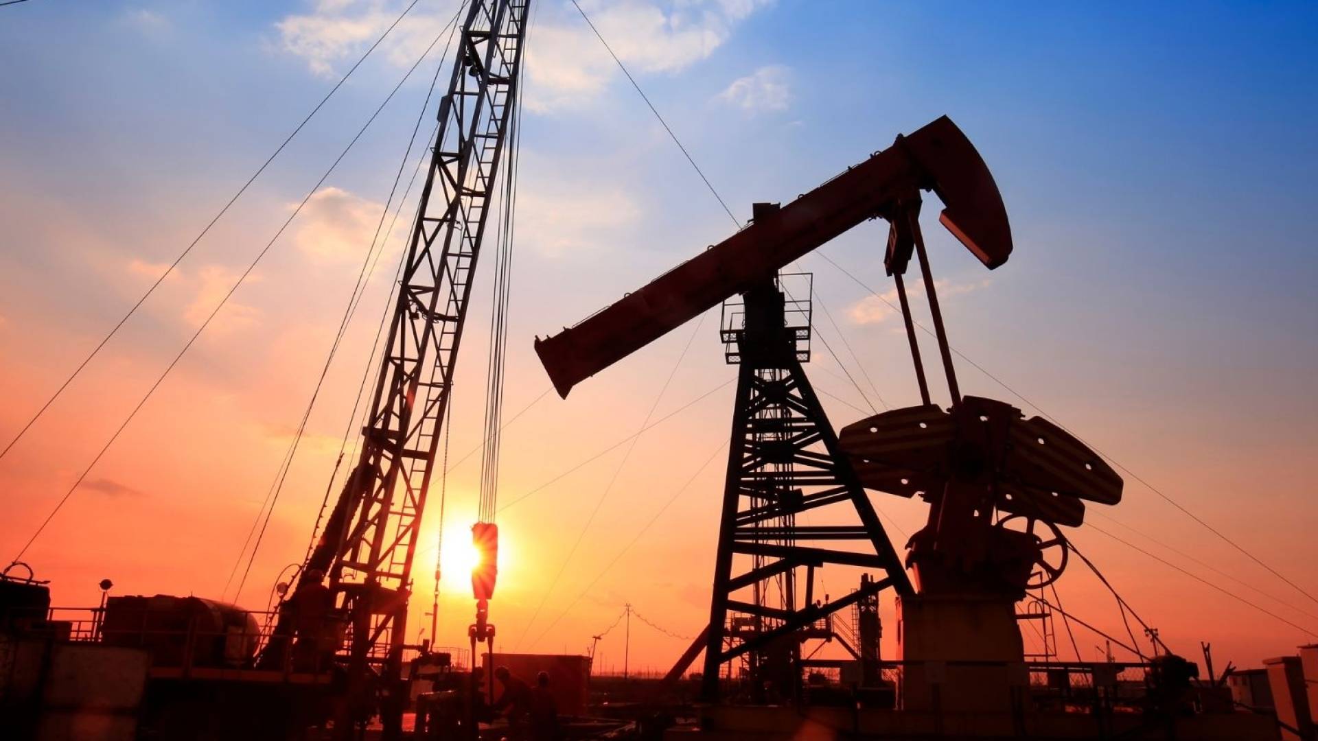 اليات استخراج النفط