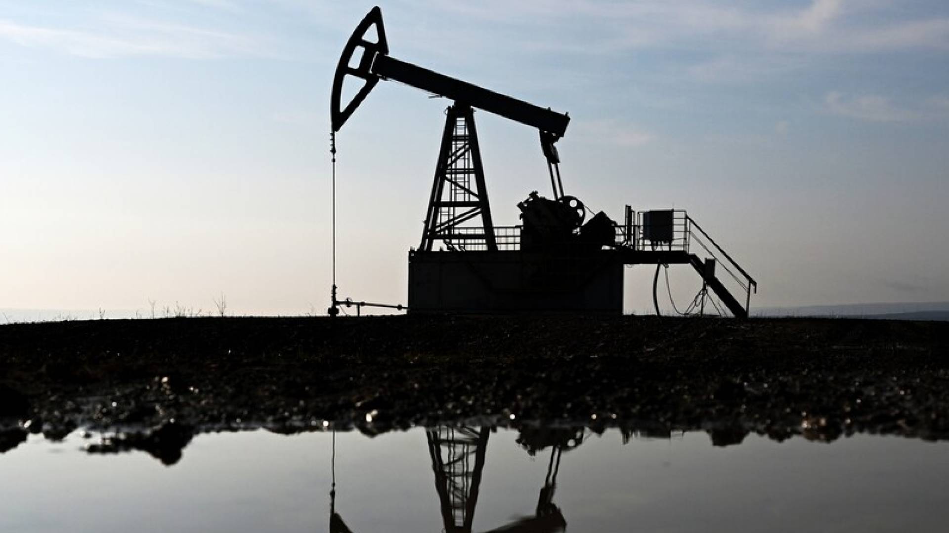 آلة لاستخراج النفط