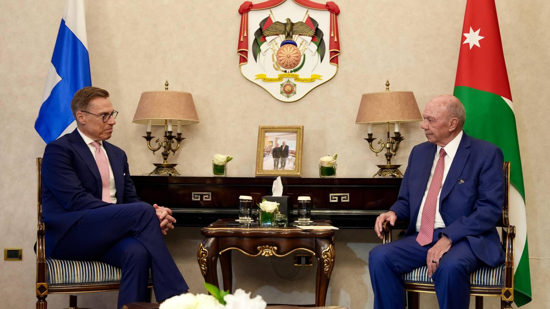 استقبل رئيس مجلس الأعيان فيصل الفايز، فخامة رئيس جمهورية فنلندا ألكسندر ستوب