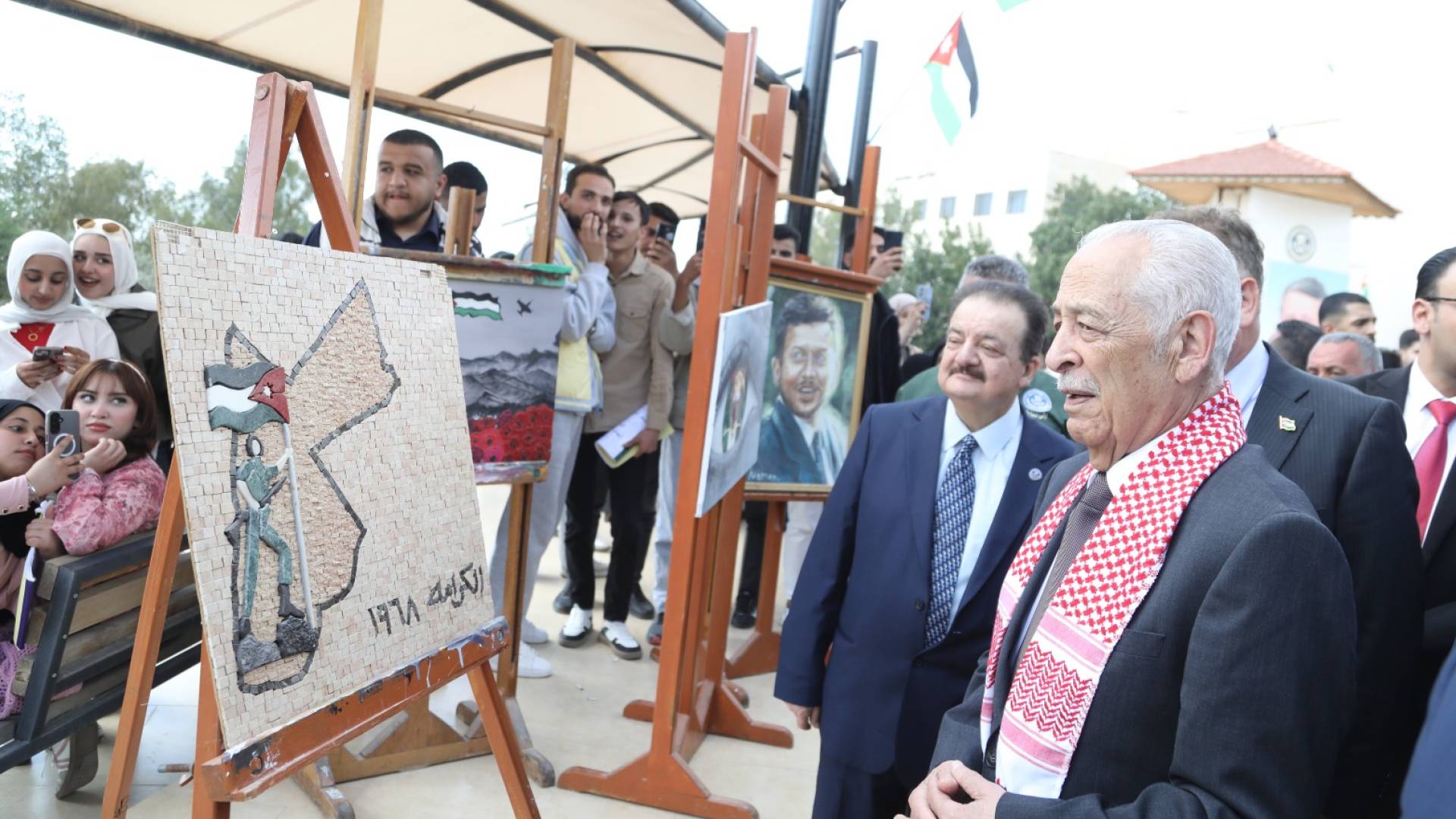 العيسوي يرعى احتفالات جامعة إربد