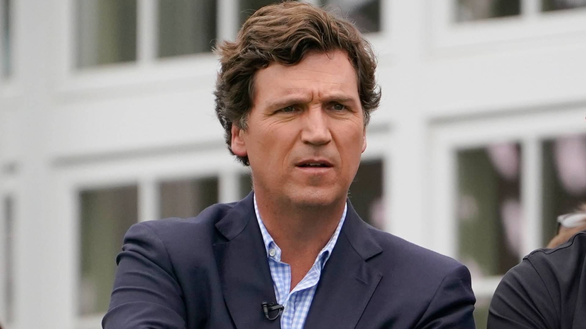 الإعلامي الأمريكي تاكر كارلسون